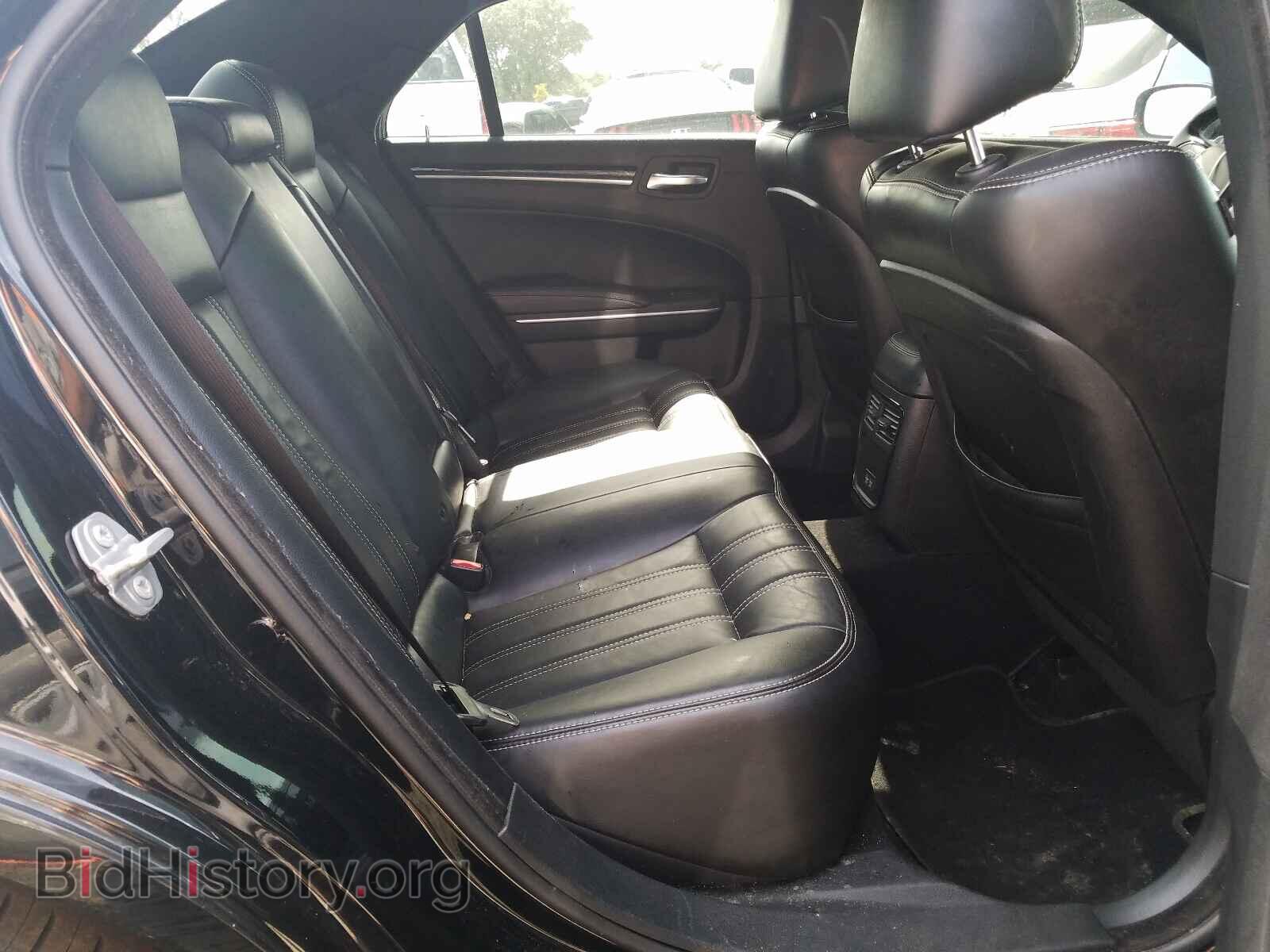 2019 CHRYSLER 300 - VIN: 2C3CCABGXKH515451 - Фото 6