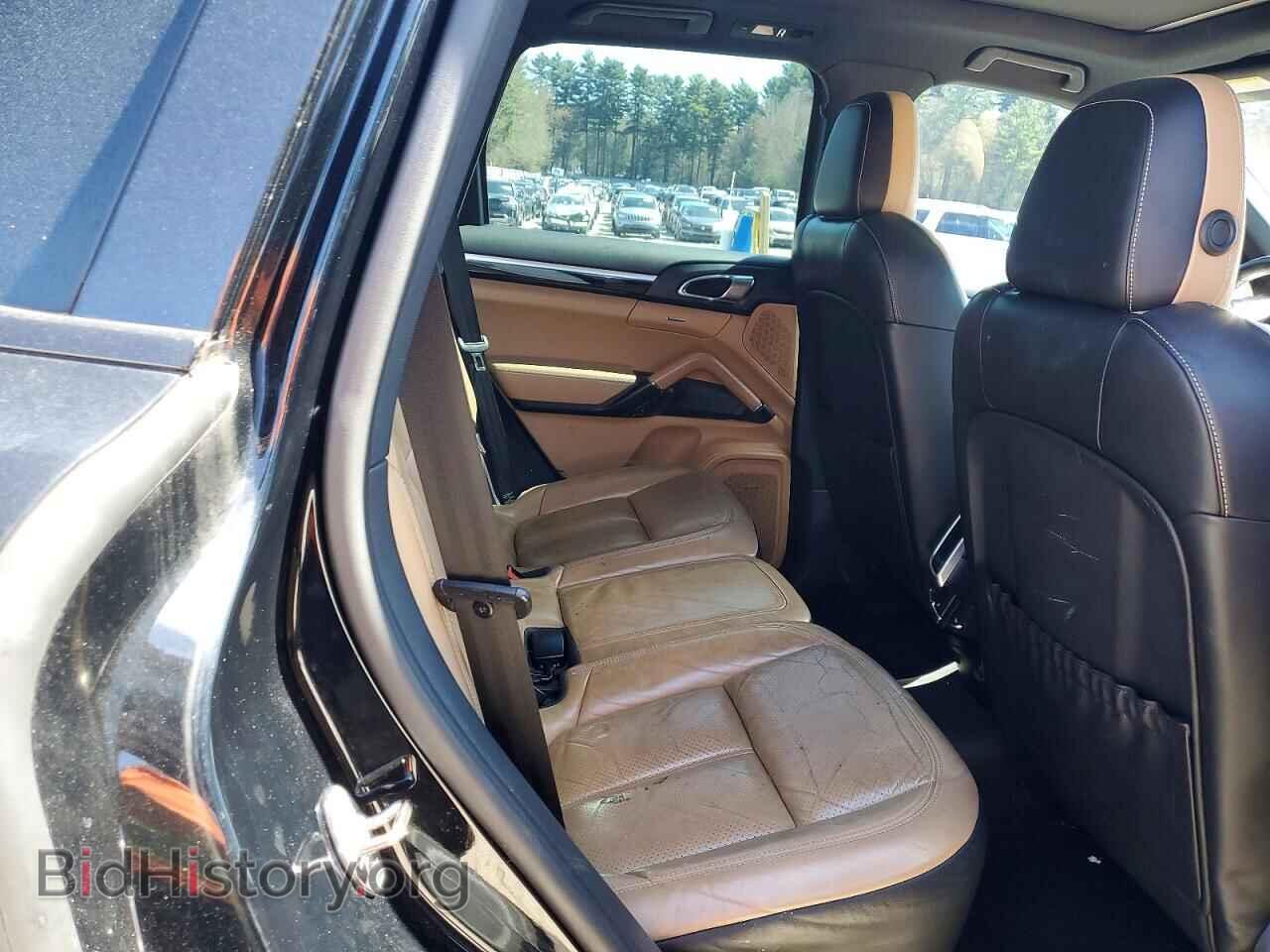 2017 PORSCHE CAYENNE - VIN: WP1AA2A26HKA92016 - Photo 11