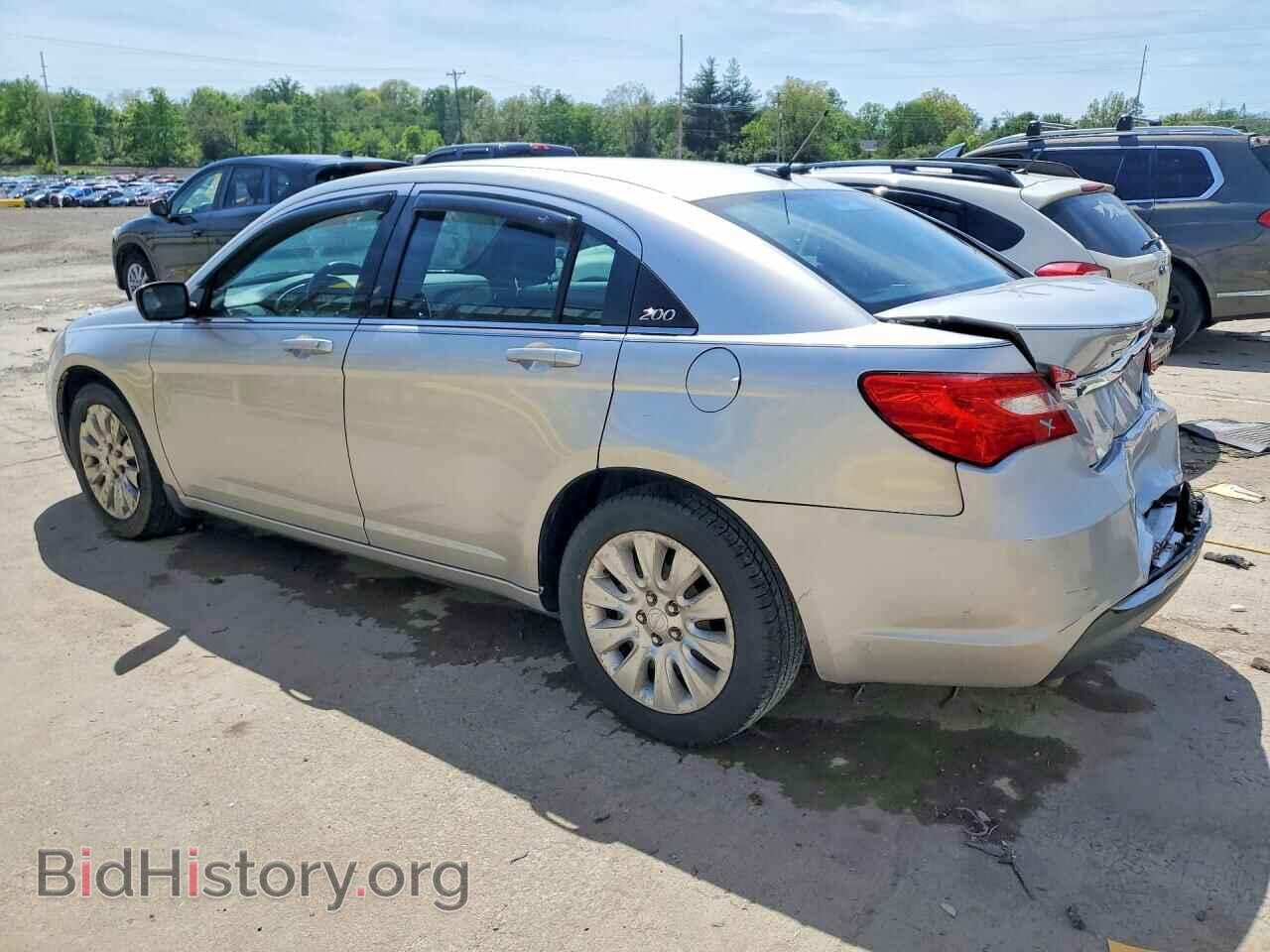 2012 CHRYSLER 200 - VIN: 1C3CCBAB5CN101000 - Фото 2