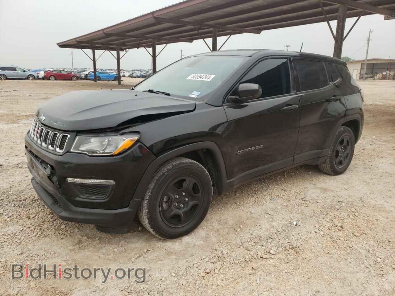 Фотография 3C4NJCAB3HT672427 - JEEP COMPASS 2017