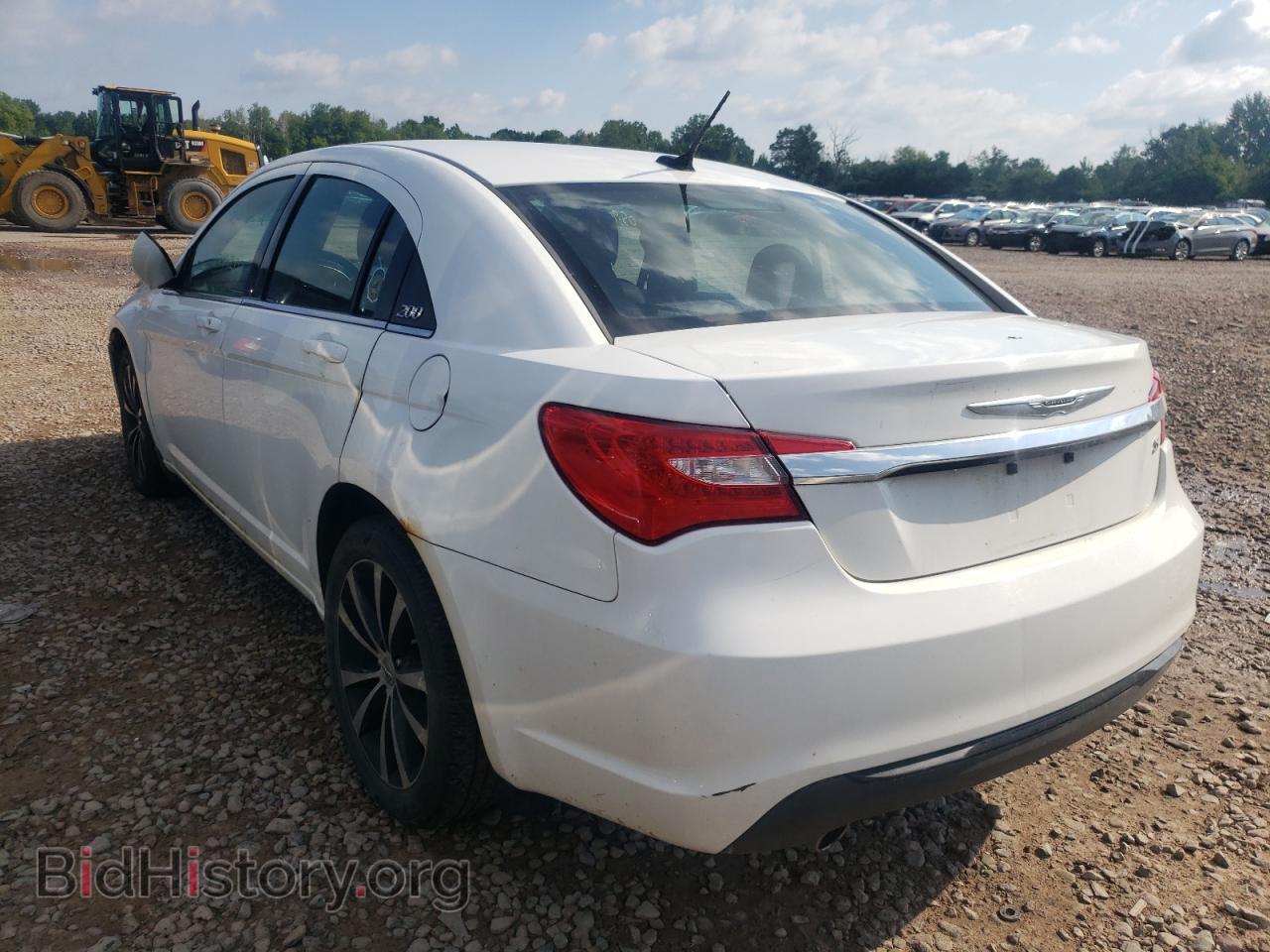 2012 CHRYSLER 200 - VIN: 1C3CCBBG6CN257637 - Фото 3