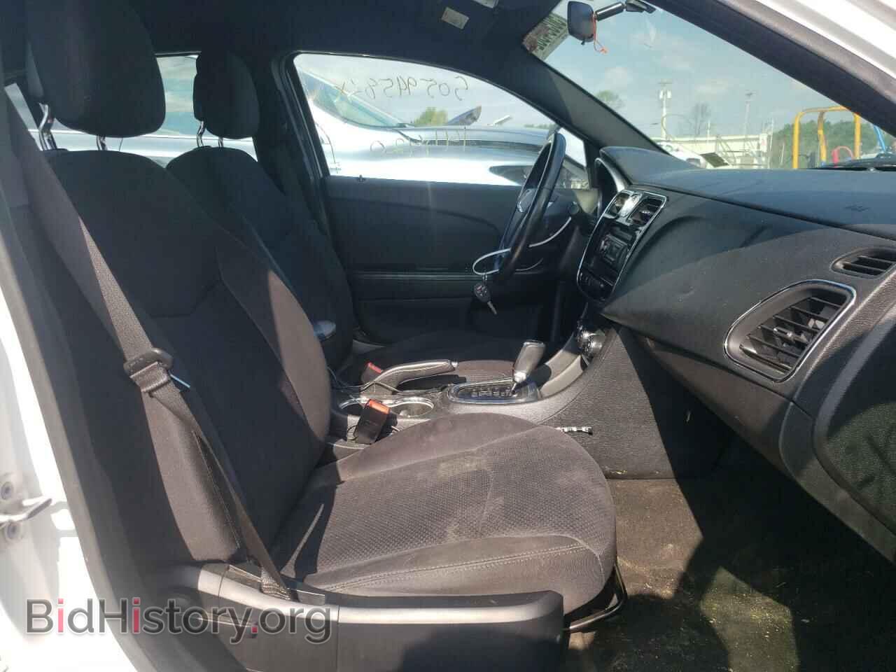 2012 CHRYSLER 200 - VIN: 1C3CCBBG6CN257637 - Фото 5