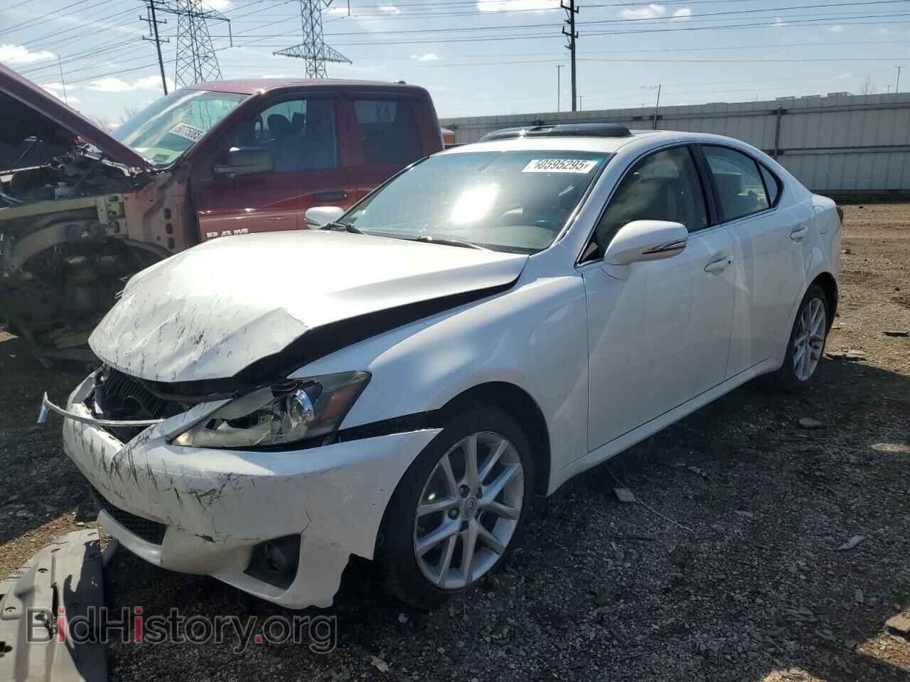 Photo JTHCF5C2XD5063555 - LEXUS IS 2013