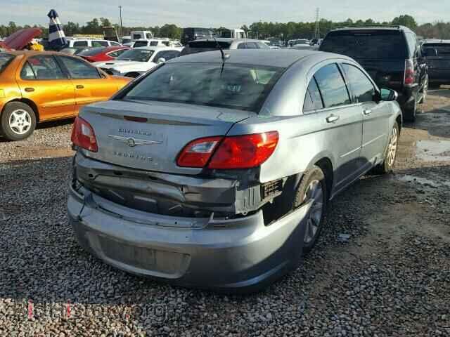 2010 CHRYSLER SEBRING - VIN: 1C3CC5FB4AN141172 - Photo 4