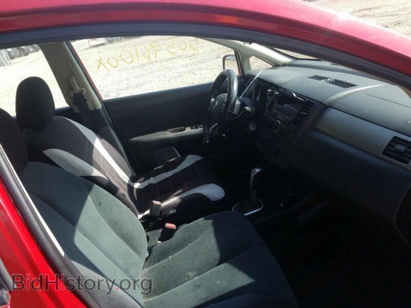 2010 Nissan VERSA (VIN 3N1BC1AP1AL424120) — фото 5 из 10