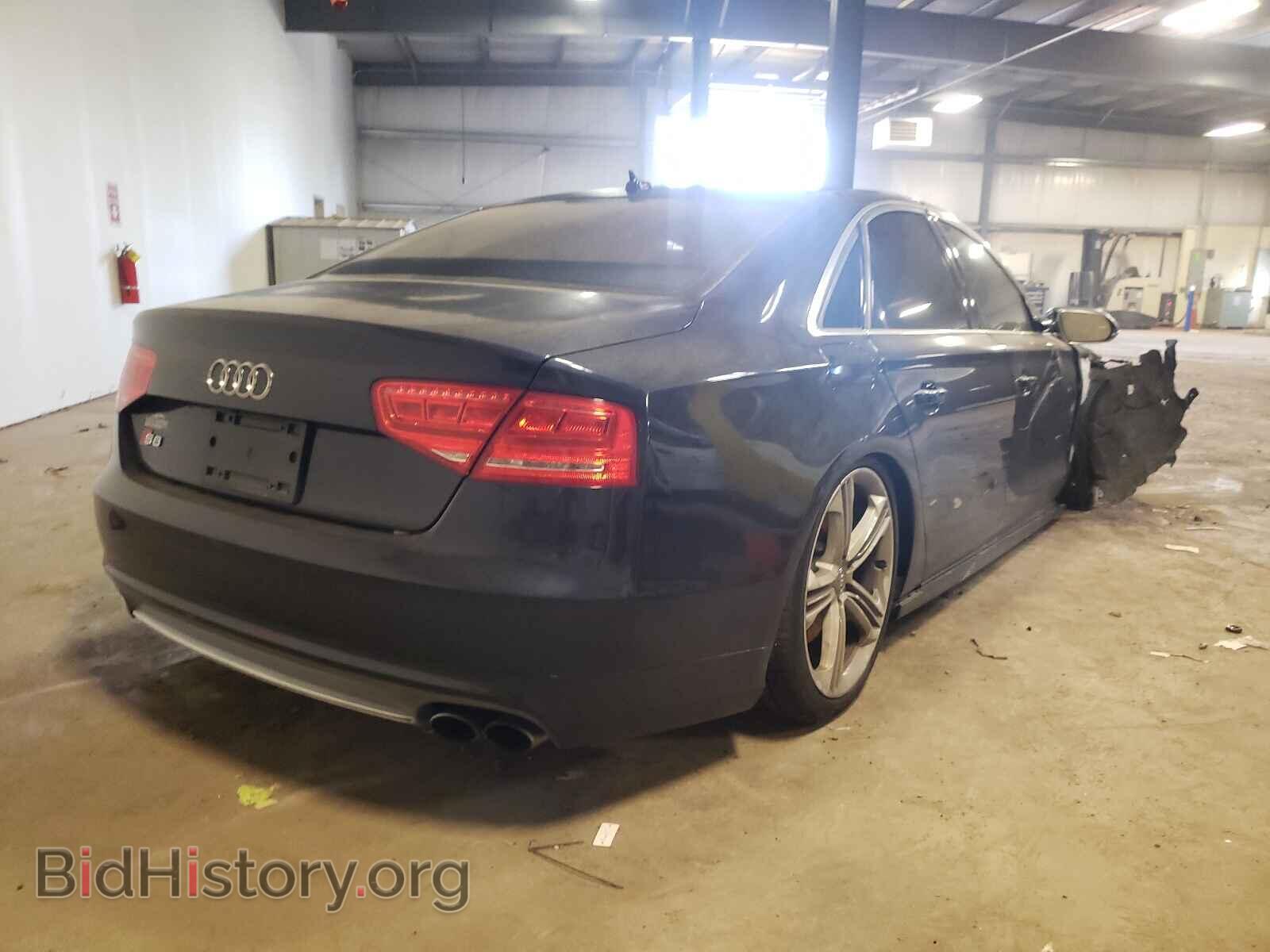 2013 AUDI S8 - VIN: WAUD2AFD2DN016556 - Фото 4