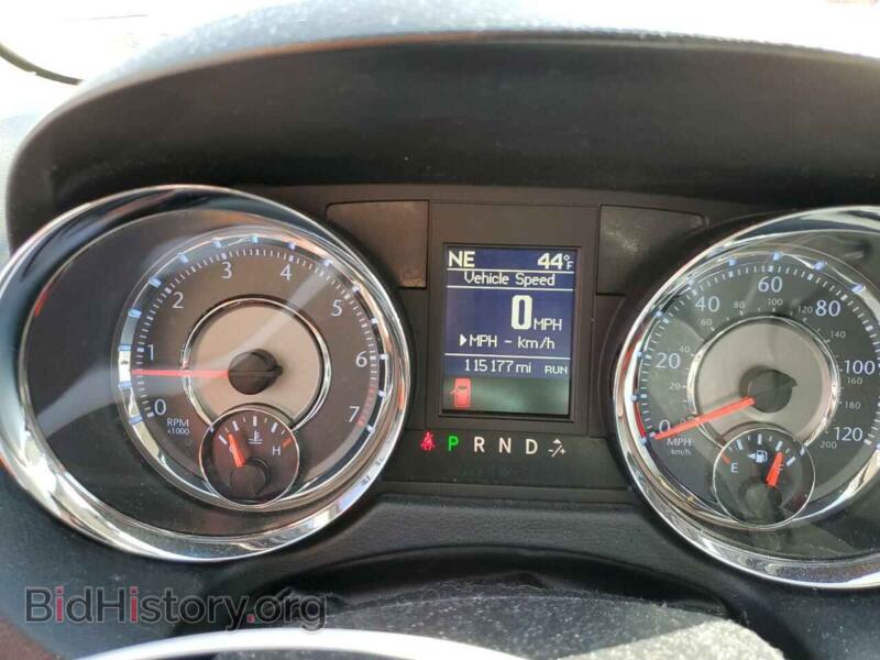 2015 Chrysler MINIVAN (VIN 2C4RC1BG1FR628145) — photo 9 of 16