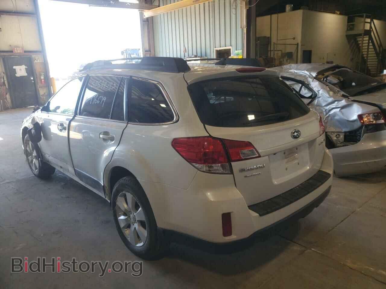 2011 SUBARU OUTBACK - VIN: 4S4BRCLC7B3317048 - Фото 3