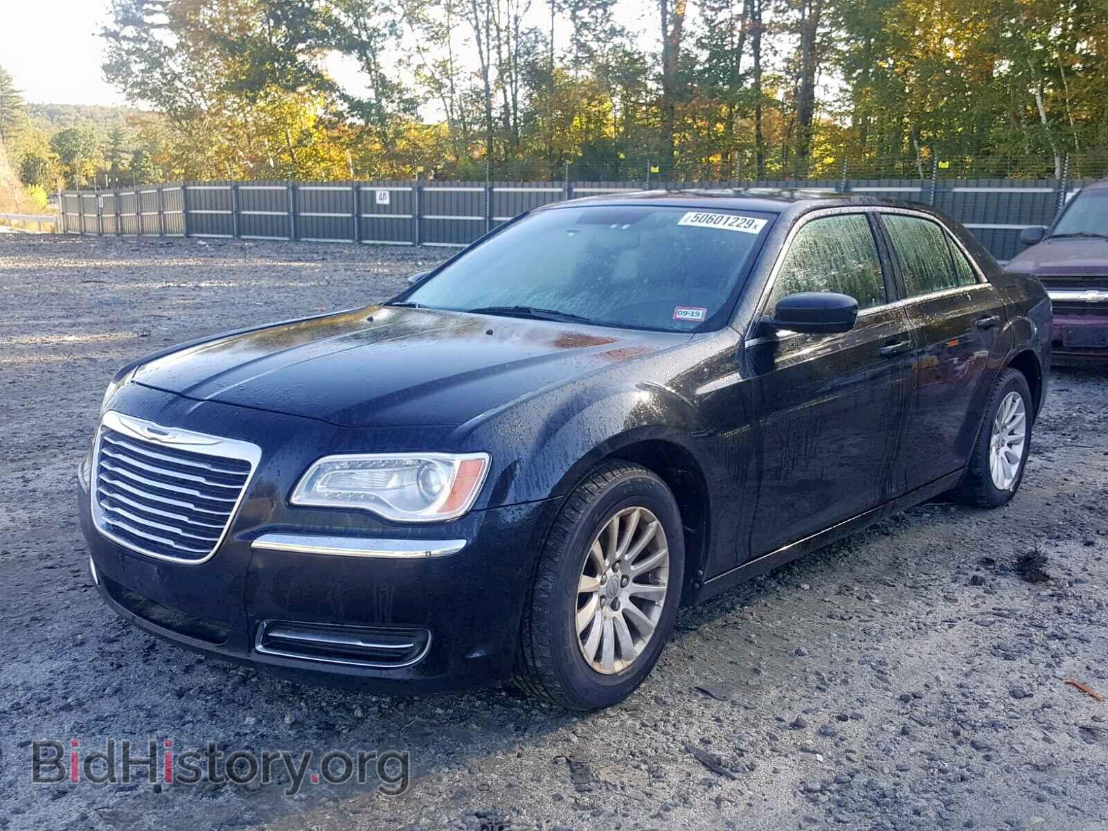 2012 CHRYSLER 300 - VIN: 2C3CCAAG5CH137106 - Photo 2