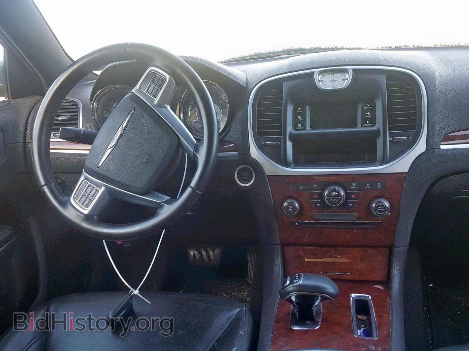2012 CHRYSLER 300 - VIN: 2C3CCAAG5CH137106 - Photo 9