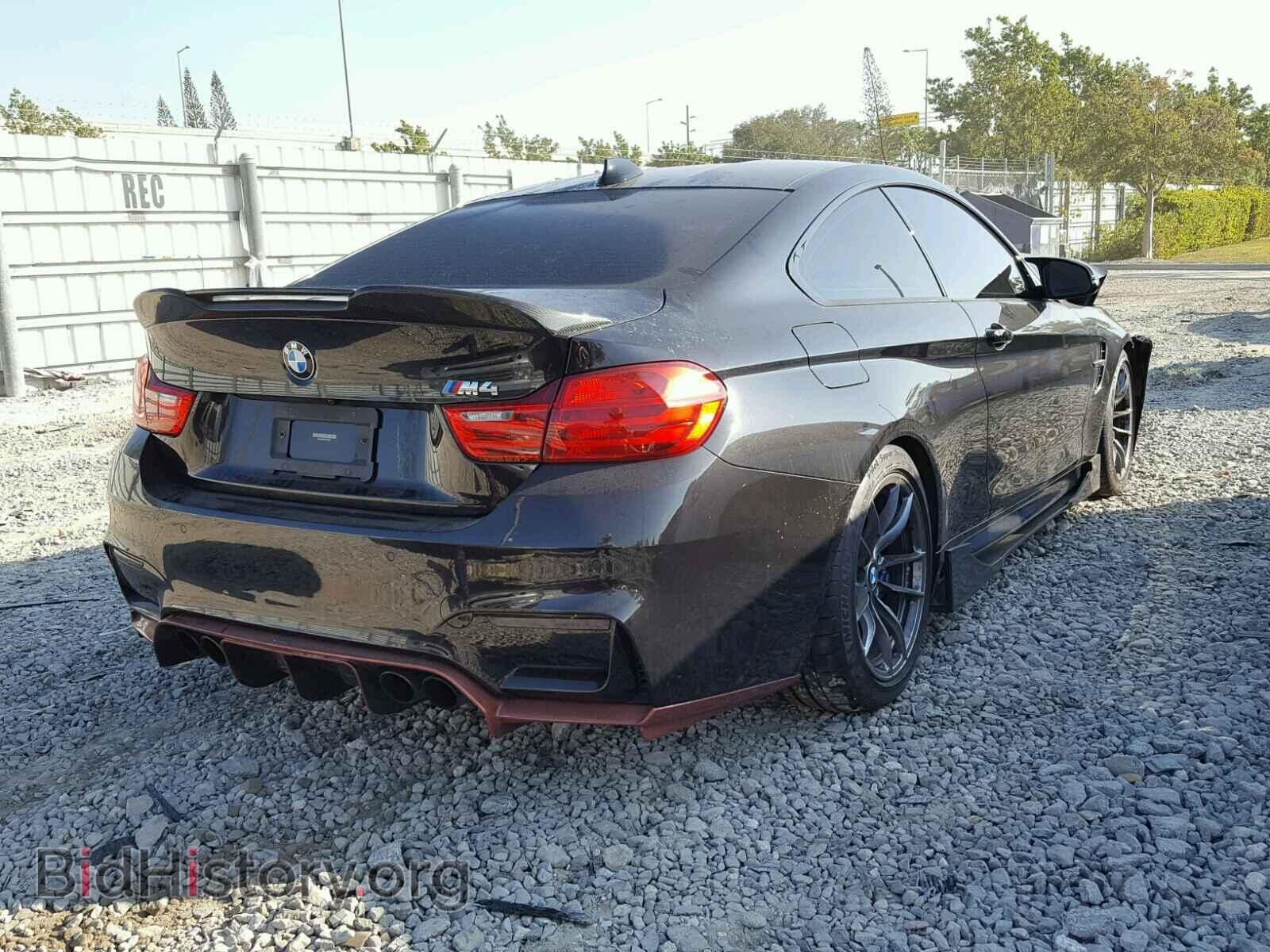 2015 BMW M4 - VIN: WBS3R9C57FK335437 - Фото 4