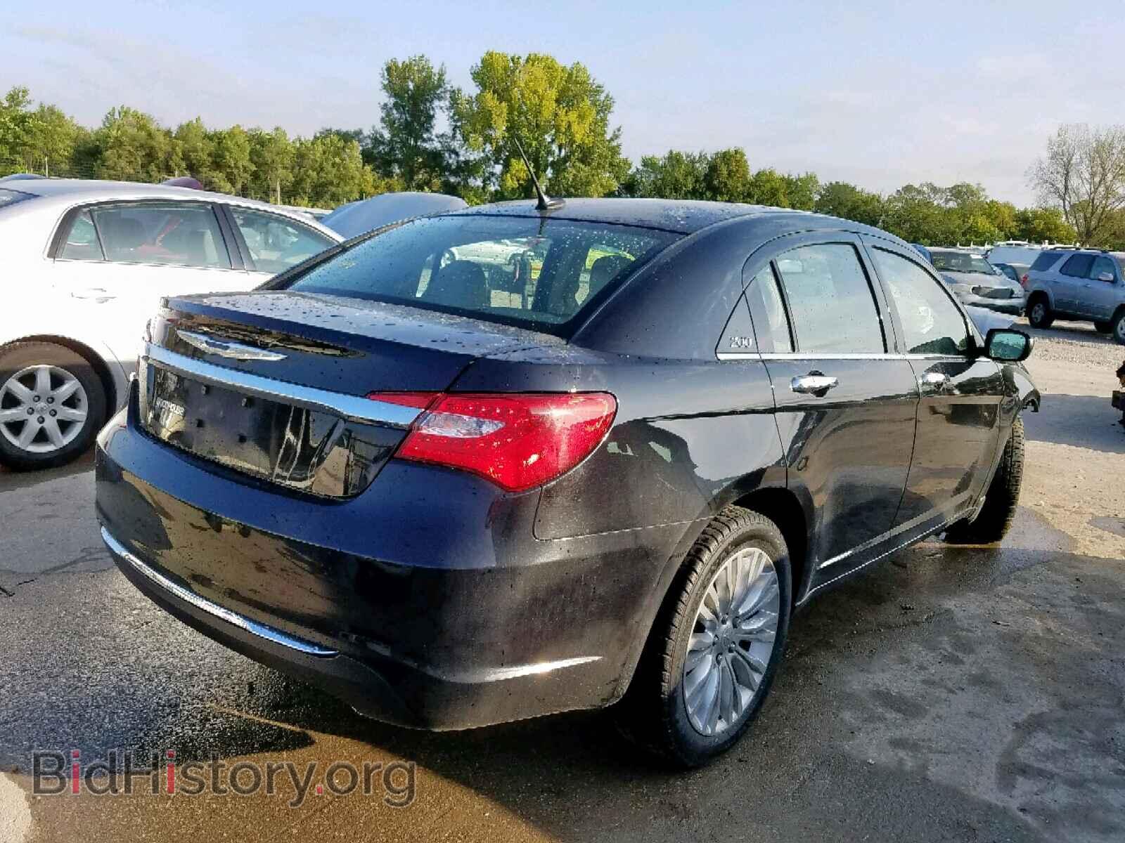 2012 CHRYSLER 200 - VIN: 1C3CCBCG0CN139856 - Фото 4