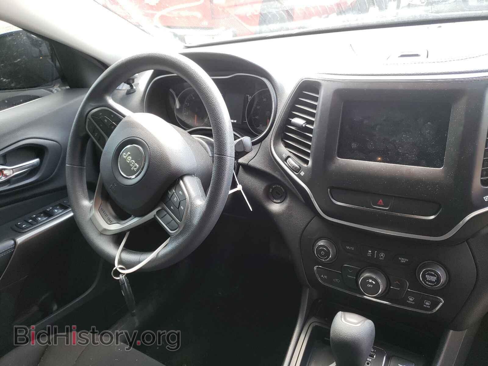 2019 JEEP CHEROKEE - VIN: 1C4PJLCB7KD290632 - Фото 9