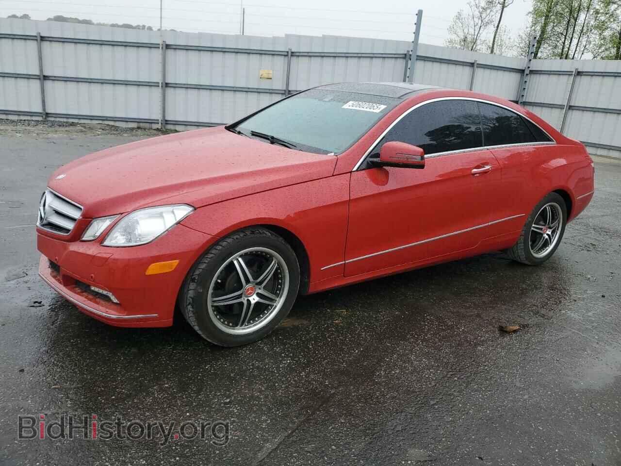 Photo WDDKJ5GB8BF081054 - MERCEDES-BENZ E-CLASS 2011