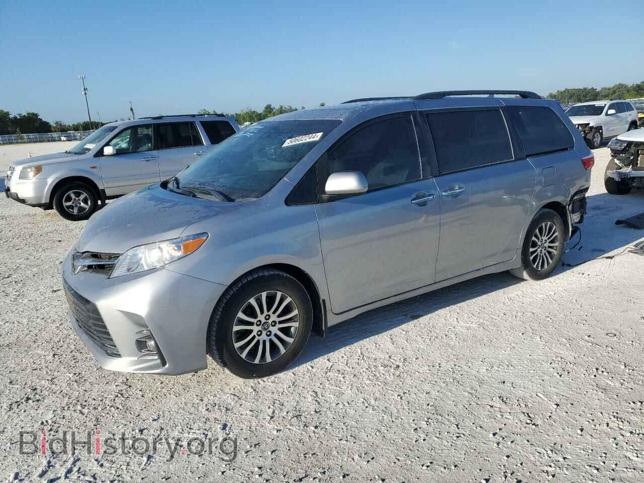 Фотография 5TDYZ3DC2JS901108 - TOYOTA All Models 2018