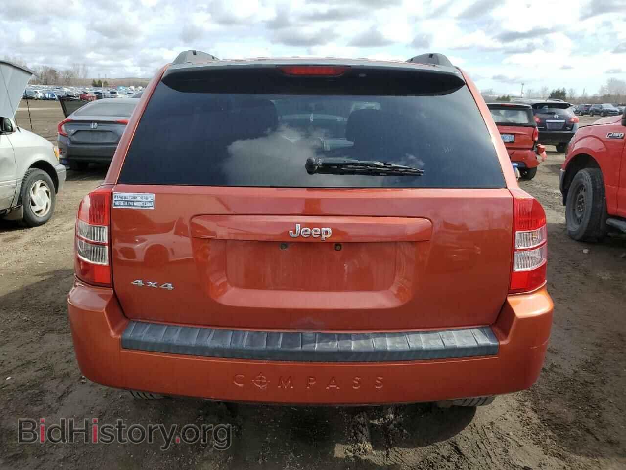 2010 JEEP COMPASS - VIN: 1J4NF4FB0AD630982 - Фото 6