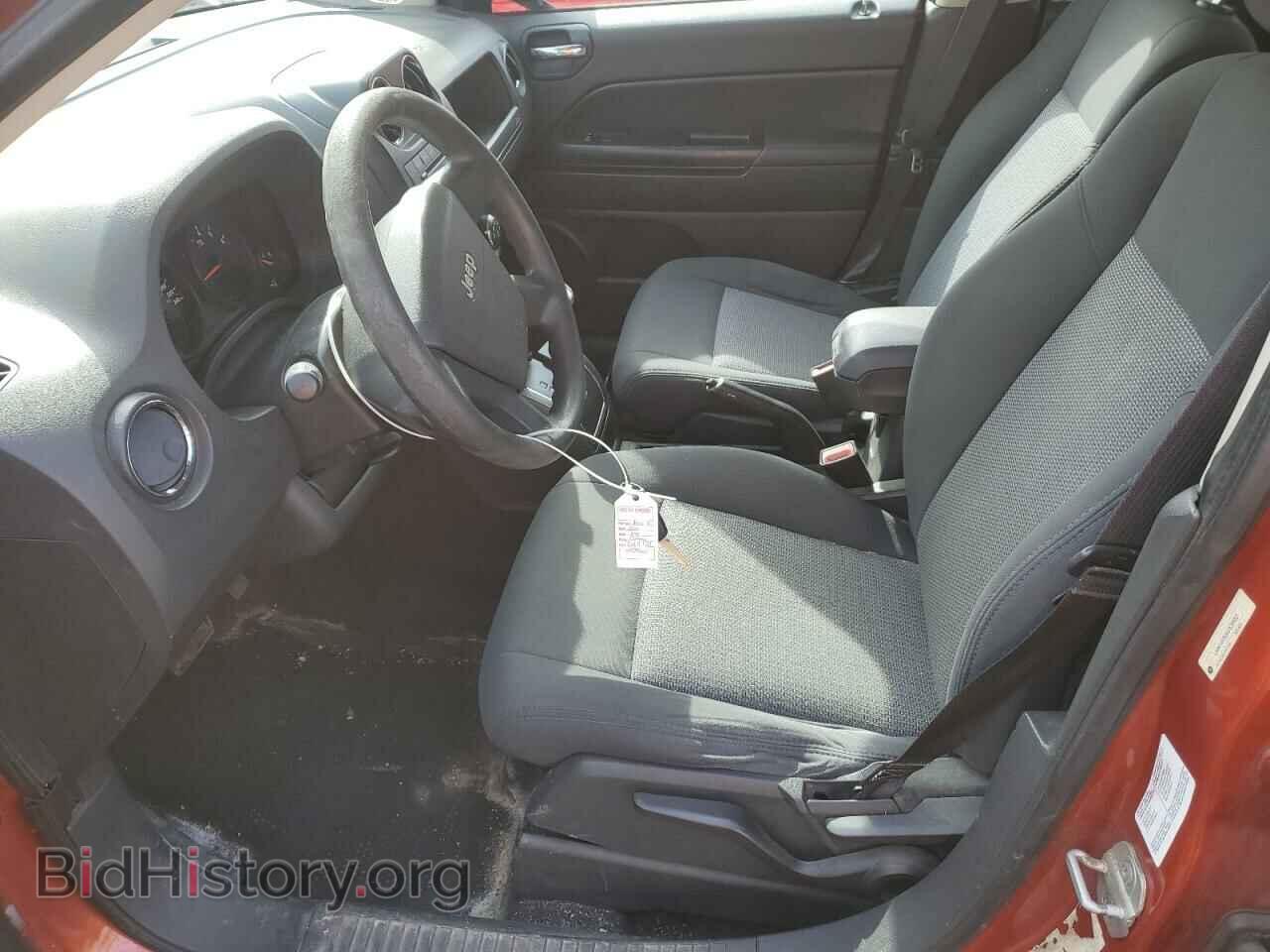 2010 JEEP COMPASS - VIN: 1J4NF4FB0AD630982 - Фото 7