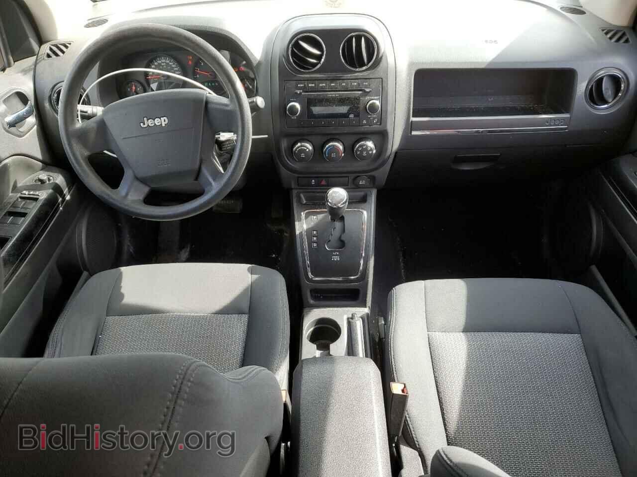 2010 JEEP COMPASS - VIN: 1J4NF4FB0AD630982 - Фото 8