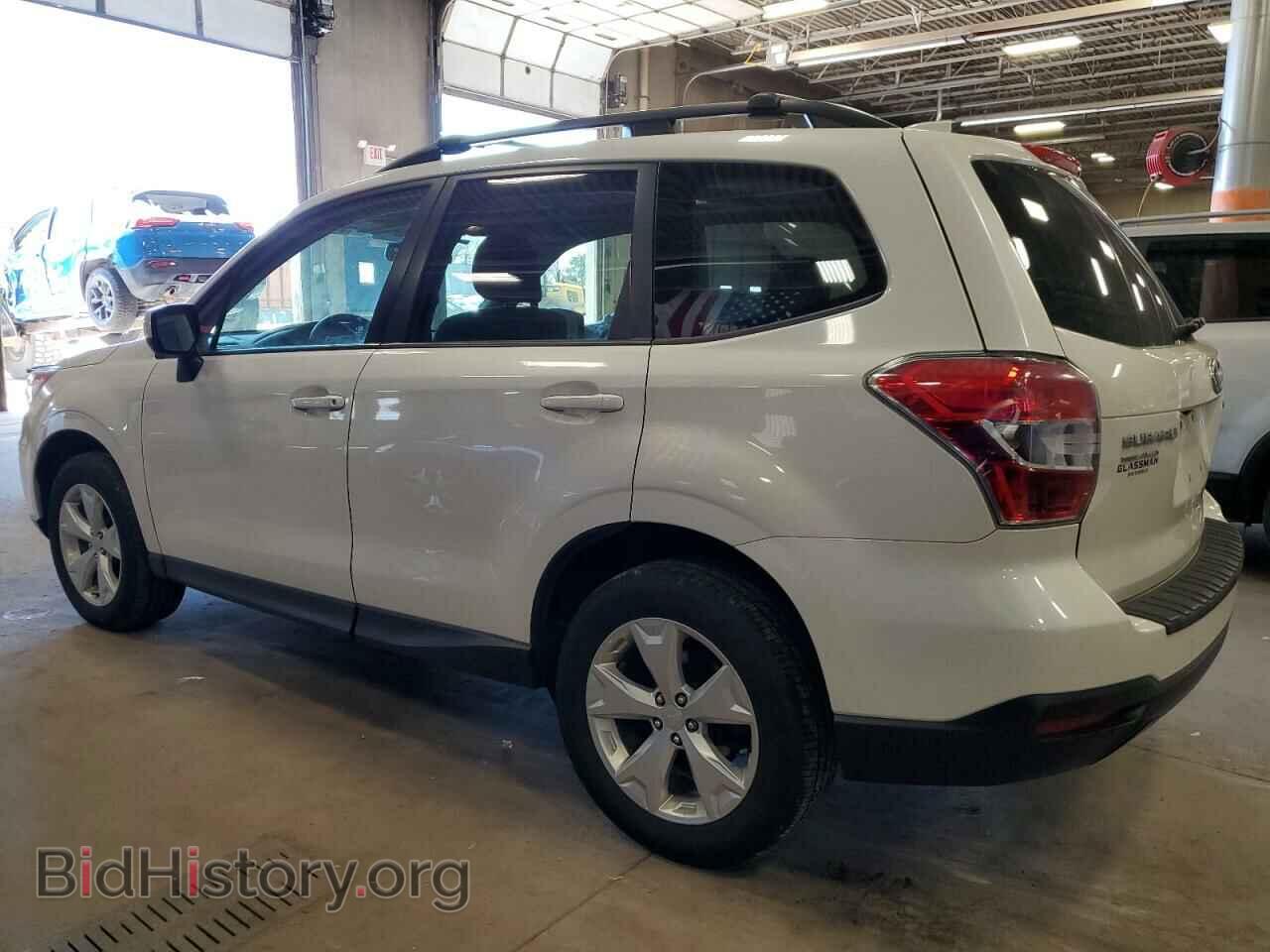 2016 SUBARU FORESTER - VIN: JF2SJADCXGH414948 - Фото 2