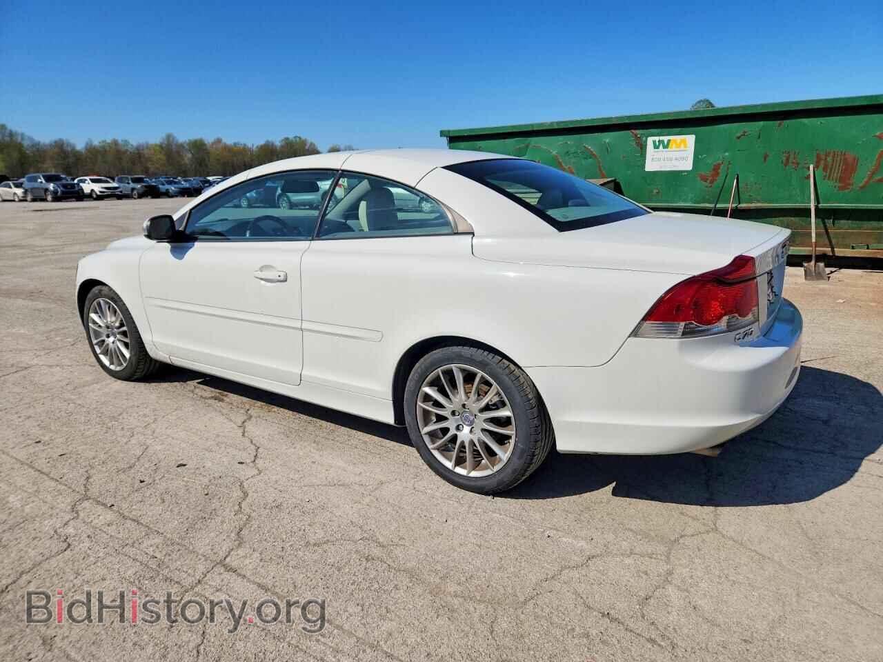 2009 VOLVO C70 - VIN: YV1MC67279J070177 - Фото 2