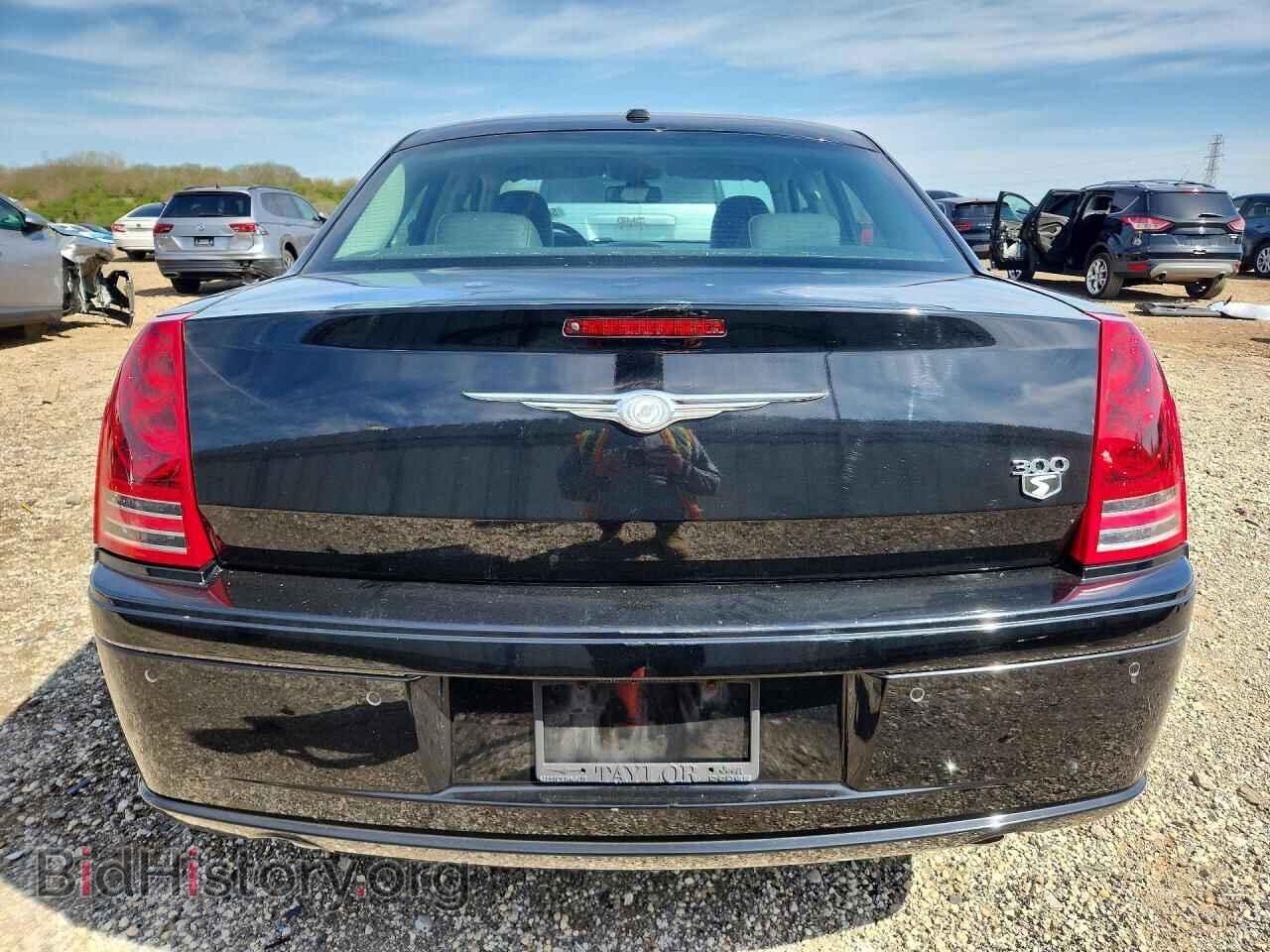 2010 CHRYSLER 300 - VIN: 2C3CA9CT7AH320230 - Фото 6