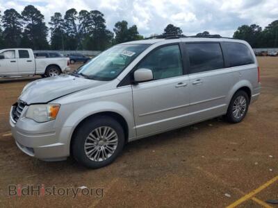 2008 Chrysler MINIVAN Touring, silver — VIN 2A8HR54P08R136684, Copart