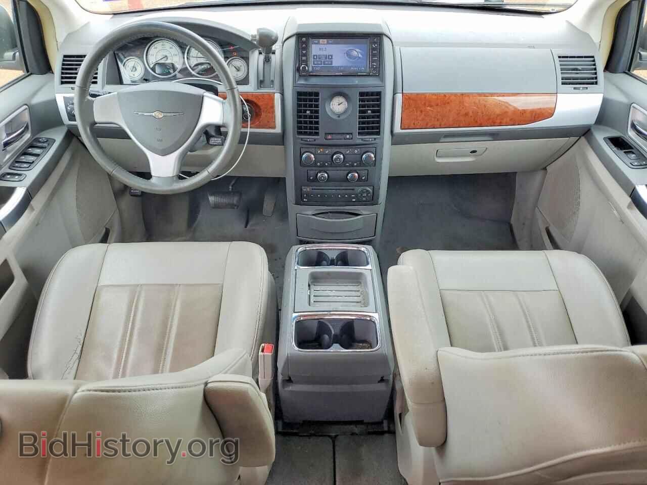 2008 CHRYSLER MINIVAN - VIN: 2A8HR54P08R136684 - Фото 8