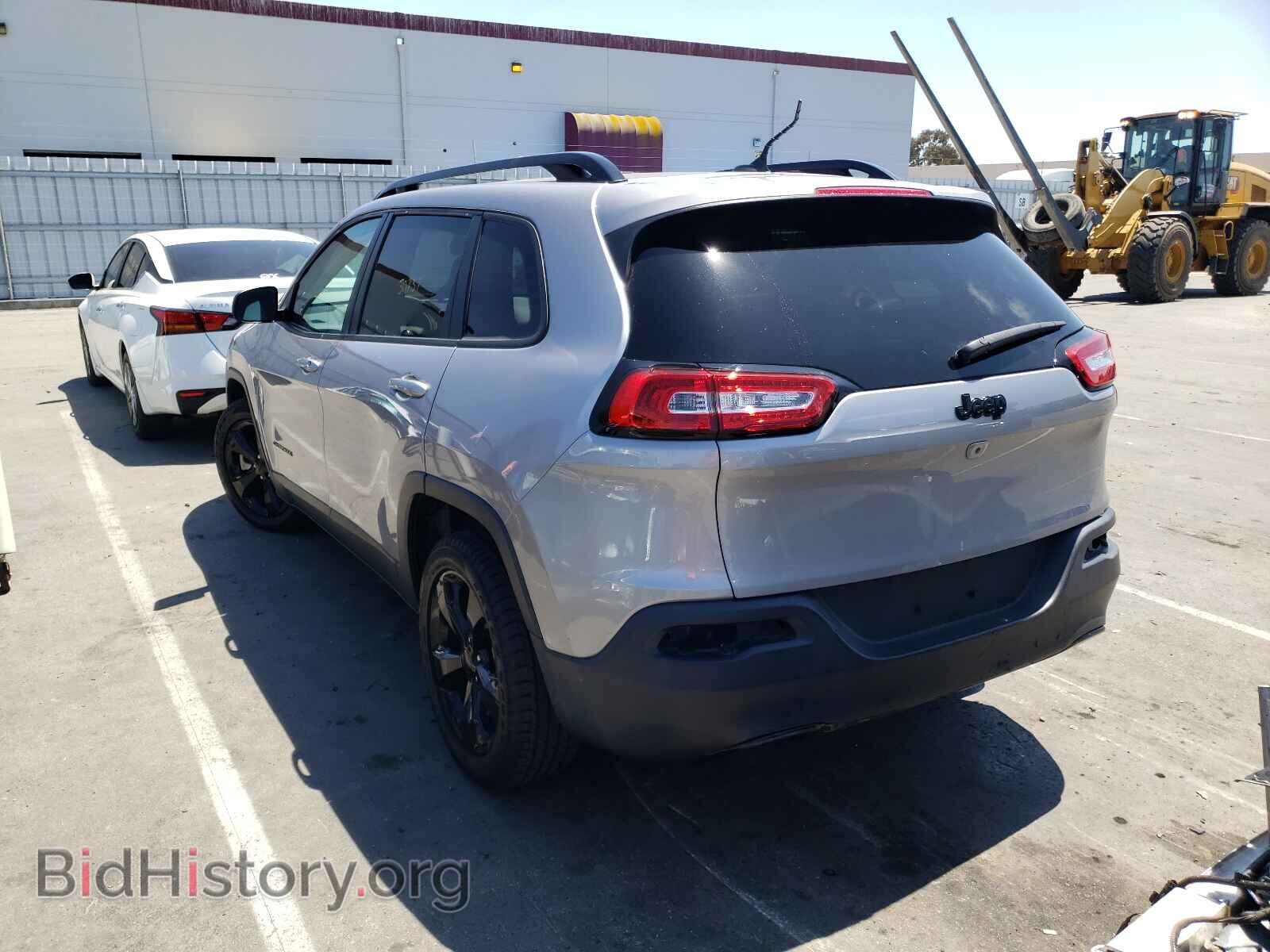 2018 JEEP CHEROKEE - VIN: 1C4PJLCB1JD542437 - Фото 3