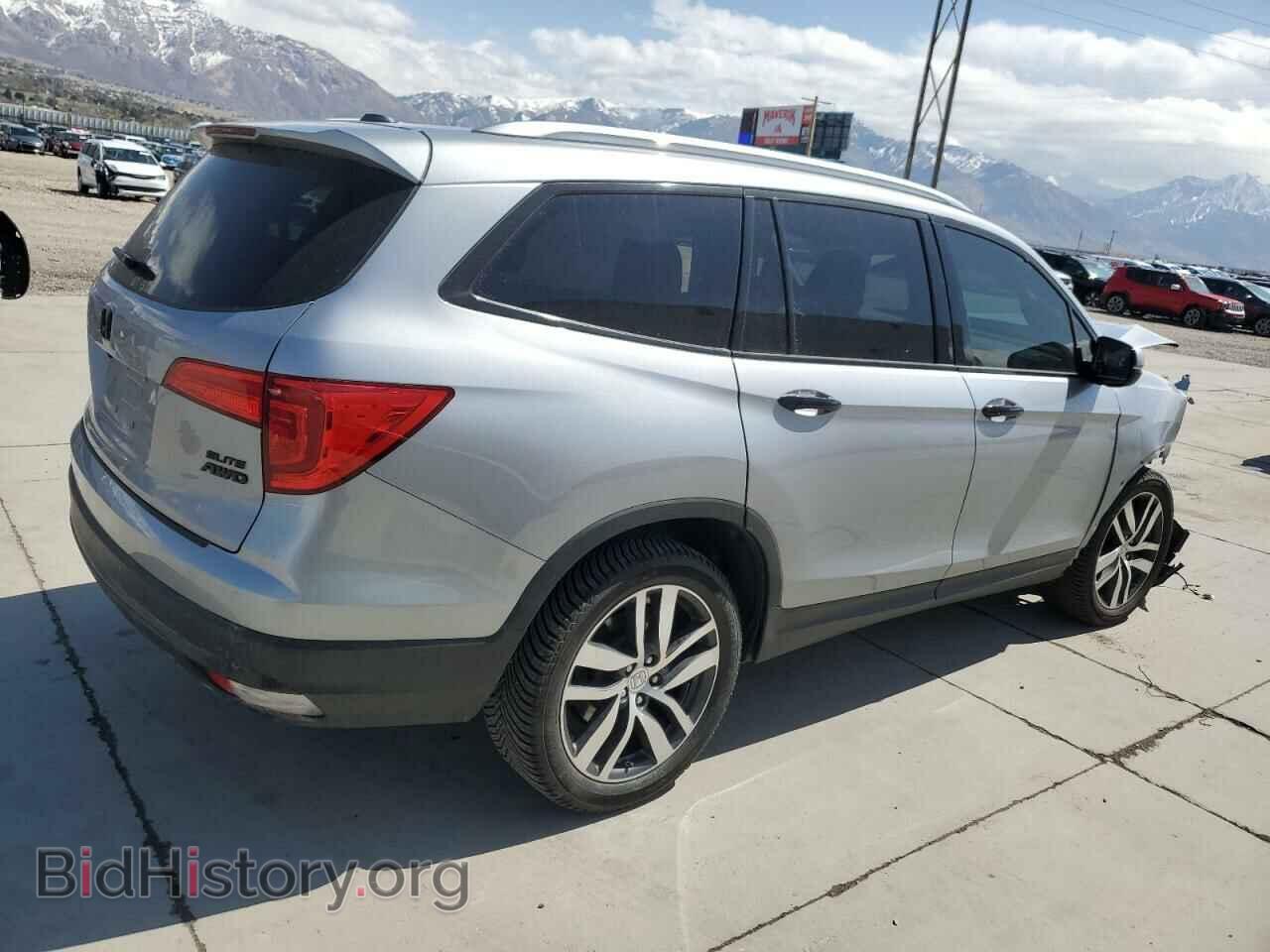 2018 HONDA PILOT - VIN: 5FNYF6H0XJB007324 - Фото 3