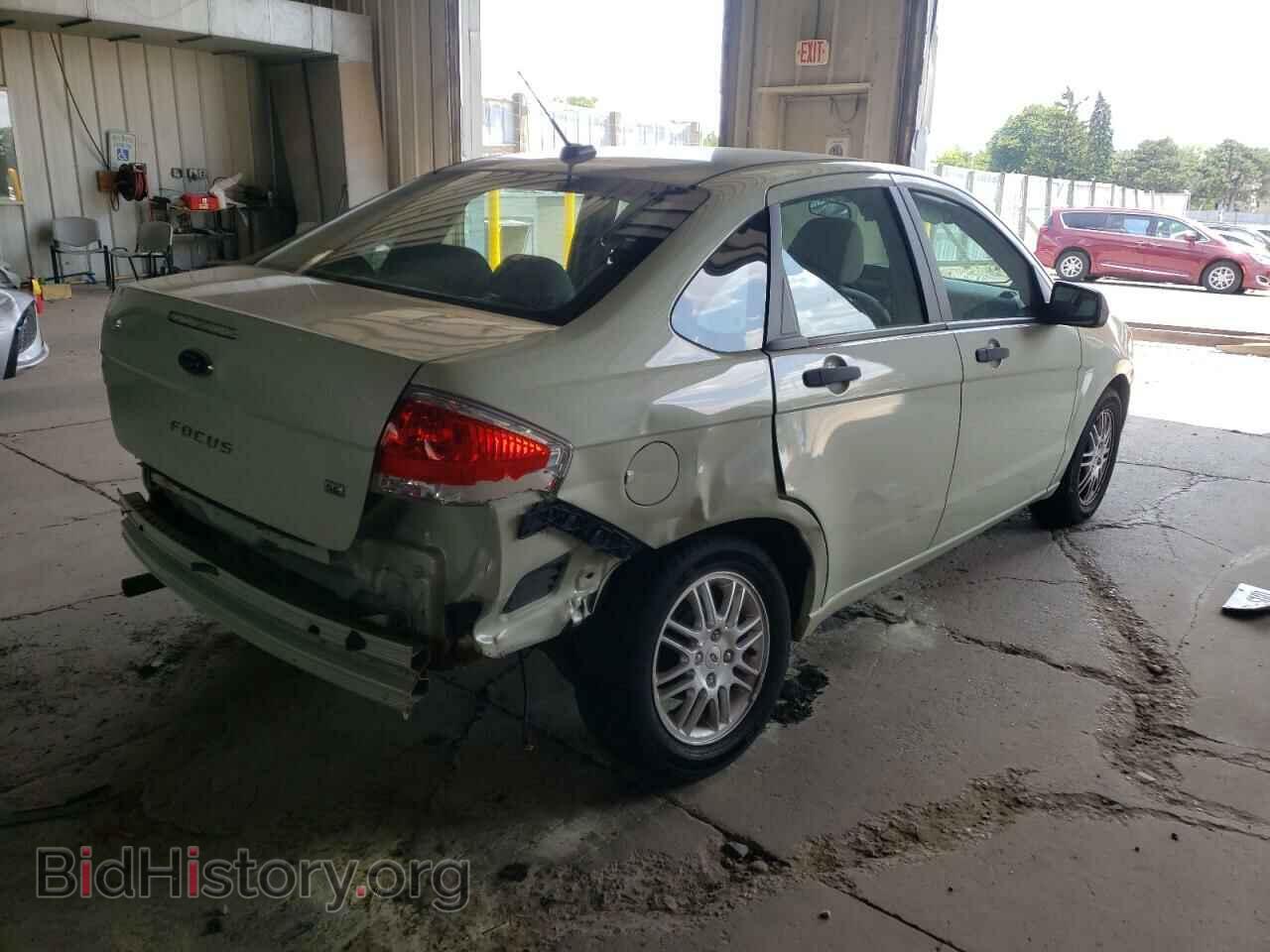 2011 FORD FOCUS - VIN: 1FAHP3FN6BW151806 - Фото 4