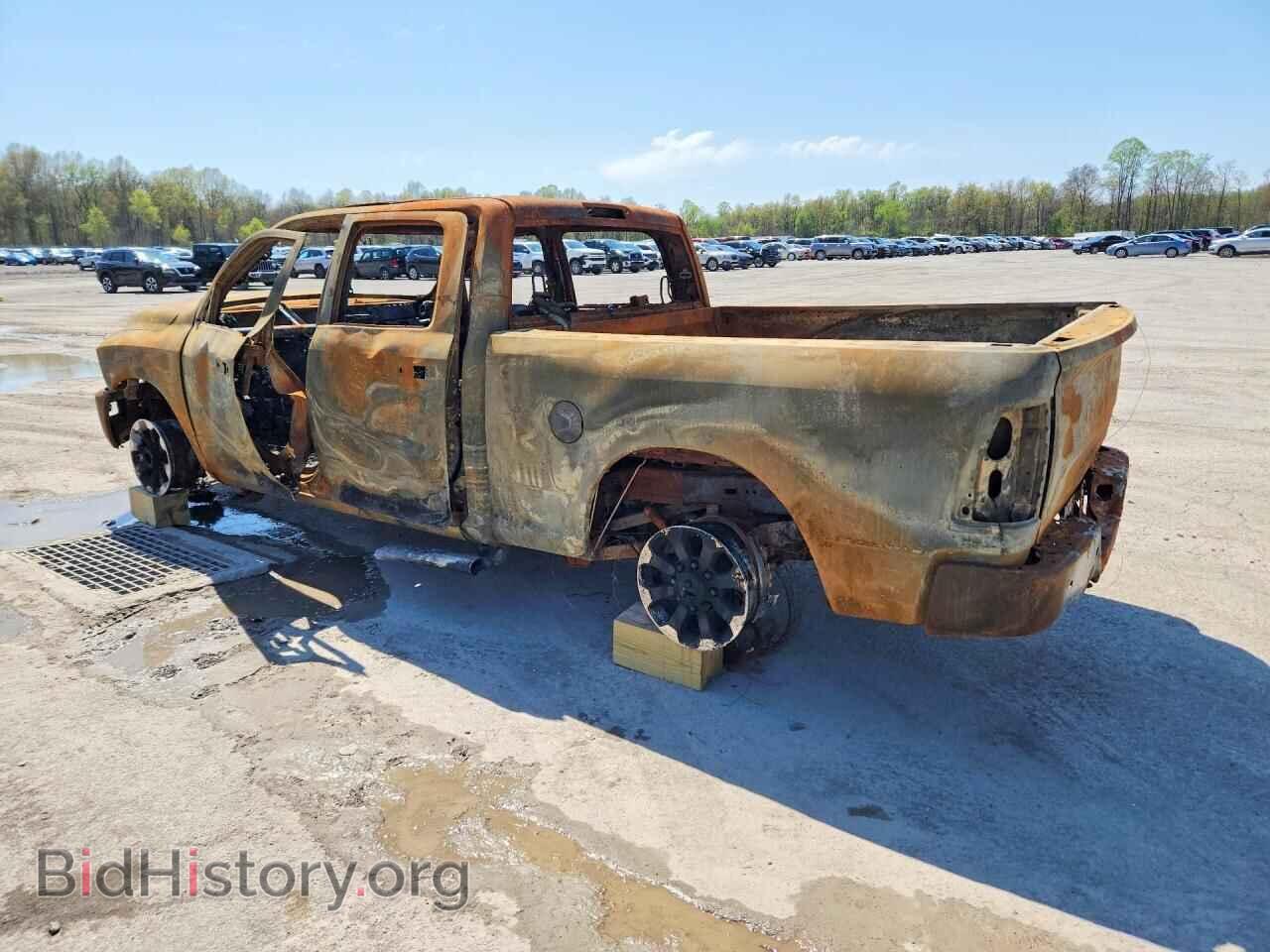 2018 RAM 2500 - VIN: 3C6TR5EJ4JG297649 - Фото 2