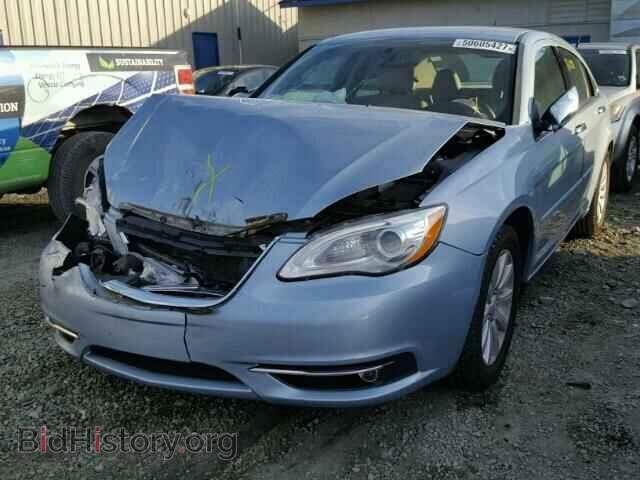 2013 CHRYSLER 200 - VIN: 1C3CCBCGXDN559092 - Фото 2