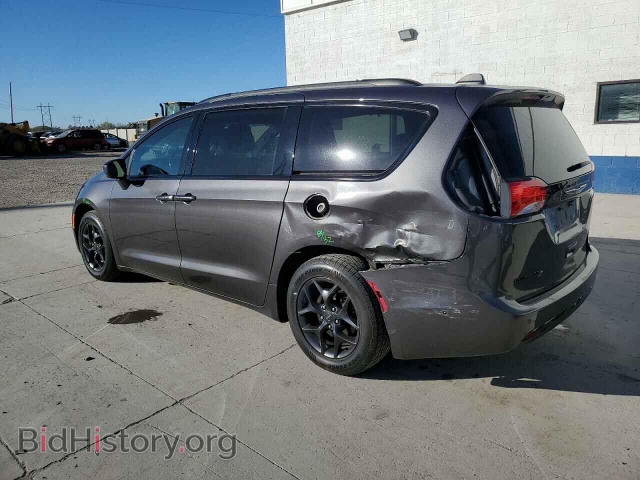 2020 CHRYSLER PACIFICA - VIN: 2C4RC1EG4LR125555 - Фото 2