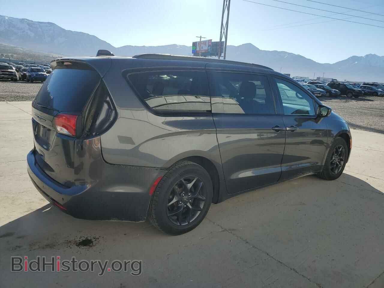 2020 CHRYSLER PACIFICA - VIN: 2C4RC1EG4LR125555 - Фото 3