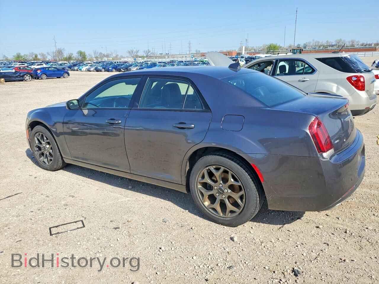 2016 CHRYSLER 300 - VIN: 2C3CCAGG5GH311432 - Фото 2