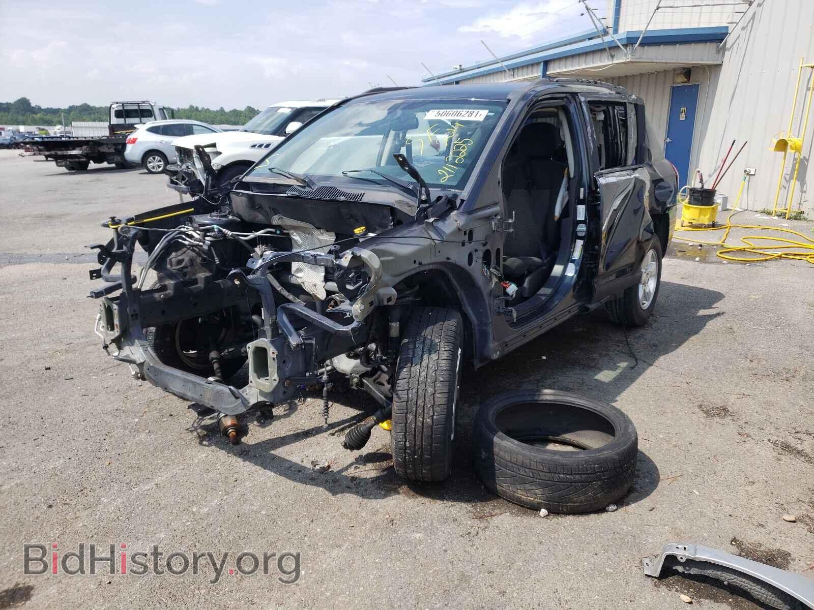 2014 JEEP COMPASS - VIN: 1C4NJCBA9ED803691 - Photo 2