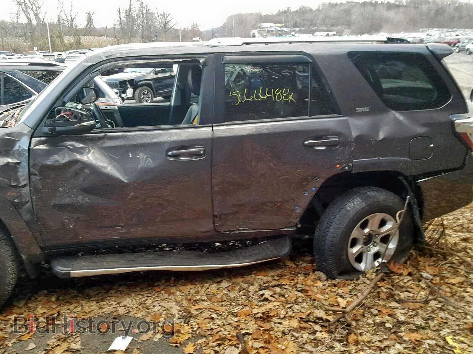 2017 TOYOTA 4RUNNER SR - VIN: JTEBU5JR4H5472431 - Photo 9