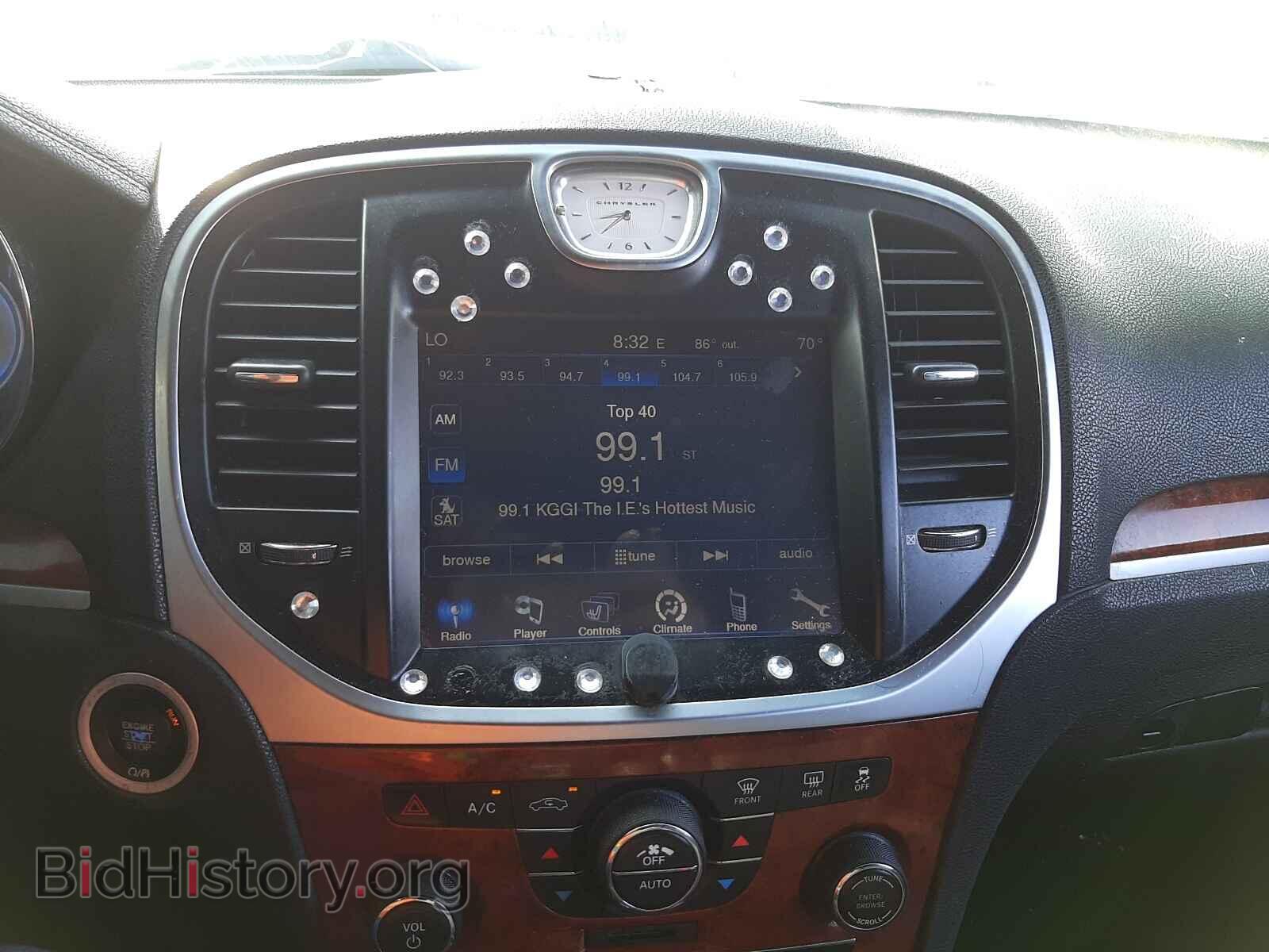 2014 CHRYSLER 300 - VIN: 2C3CCAAG0EH380678 - Photo 9
