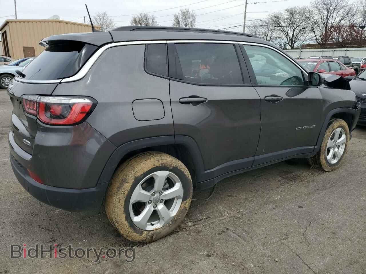 2019 JEEP COMPASS - VIN: 3C4NJDBB2KT734797 - Фото 3