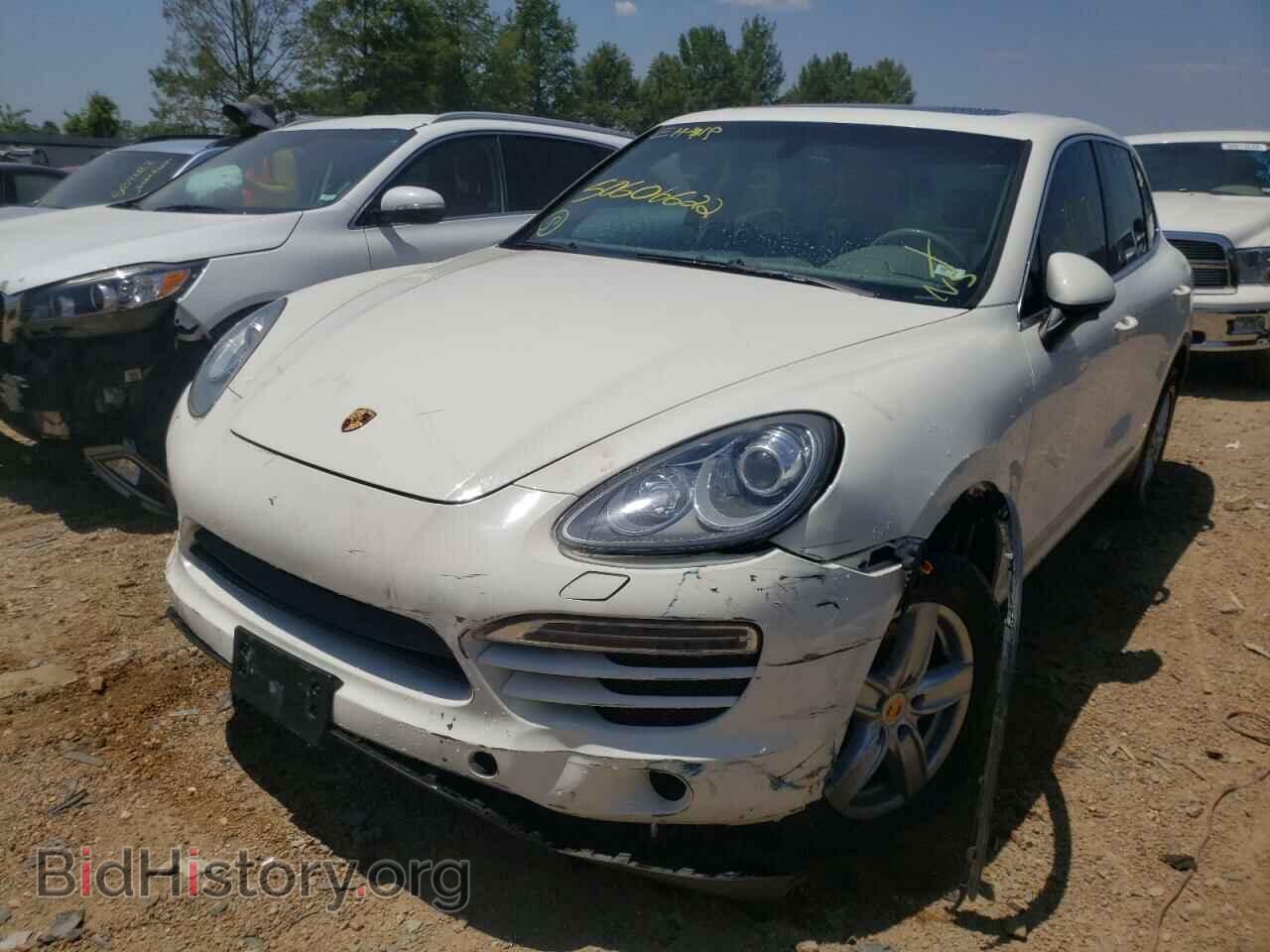 2011 PORSCHE CAYENNE - VIN: WP1AA2A25BLA04168 - Фото 2