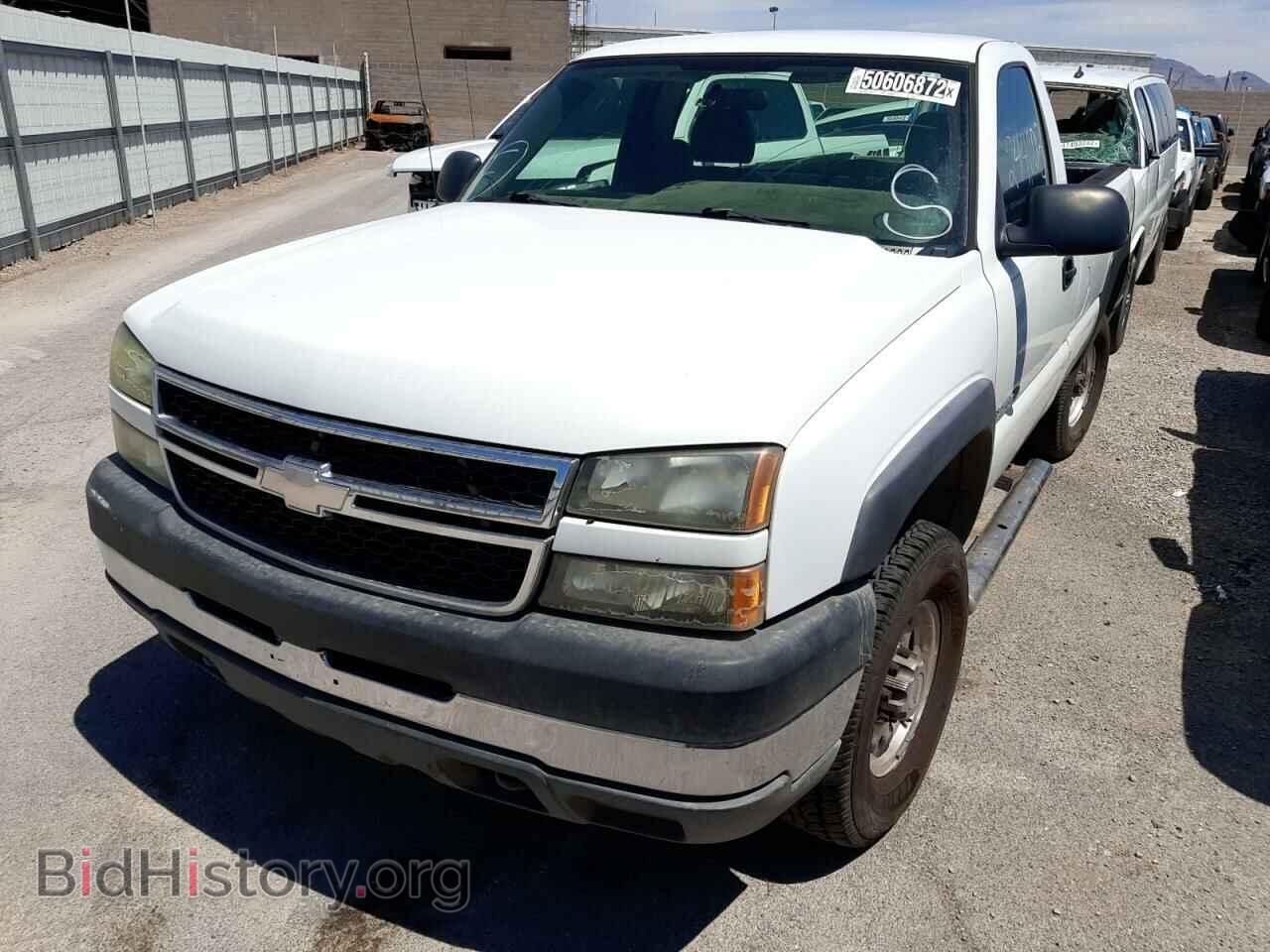 2007 CHEVROLET SILVERADO - VIN: 1GCHC24U27E193834 - Фото 2