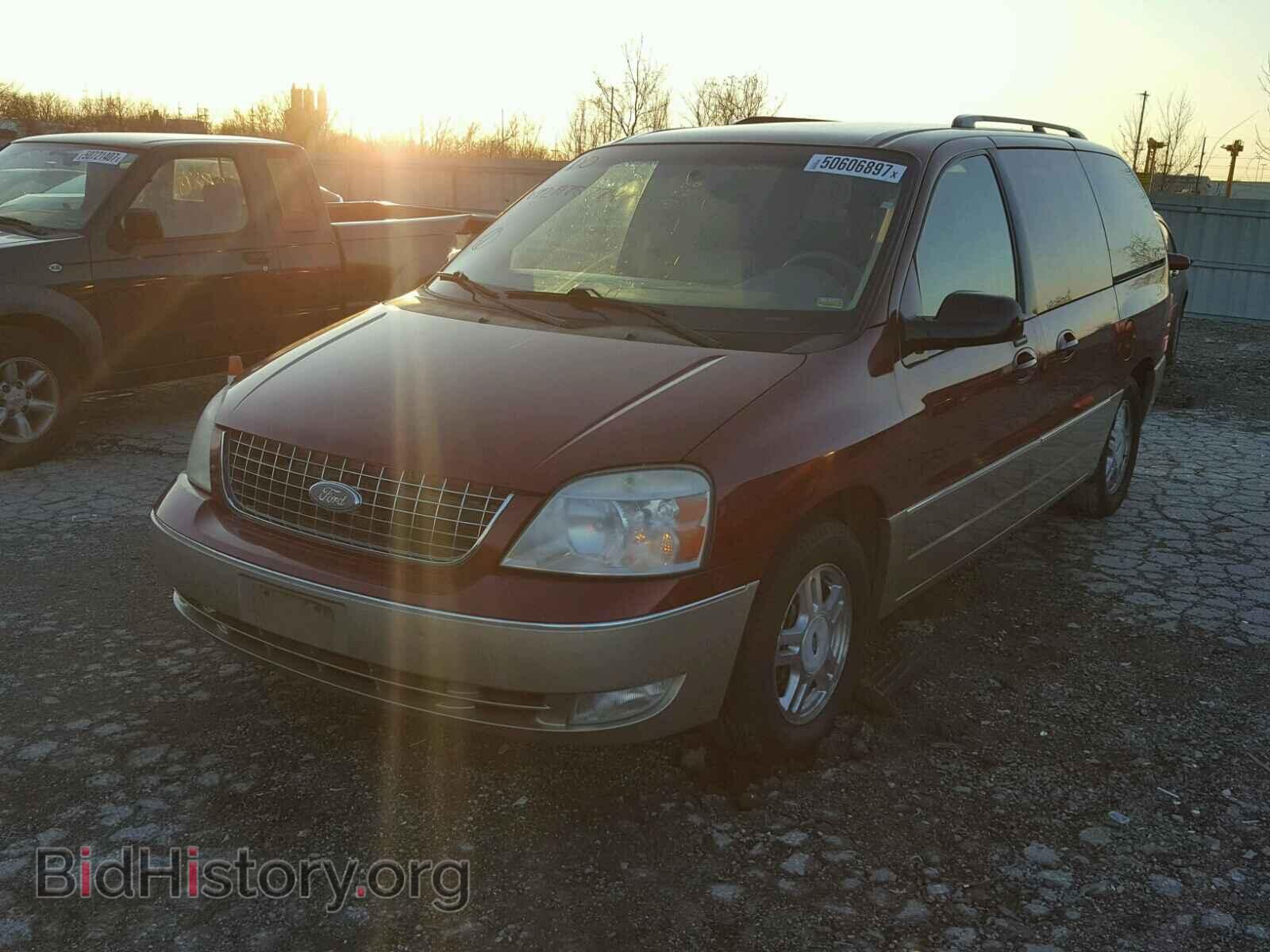 2004 FORD FREESTAR - VIN: 2FMDA582X4BA75774 - Фото 2