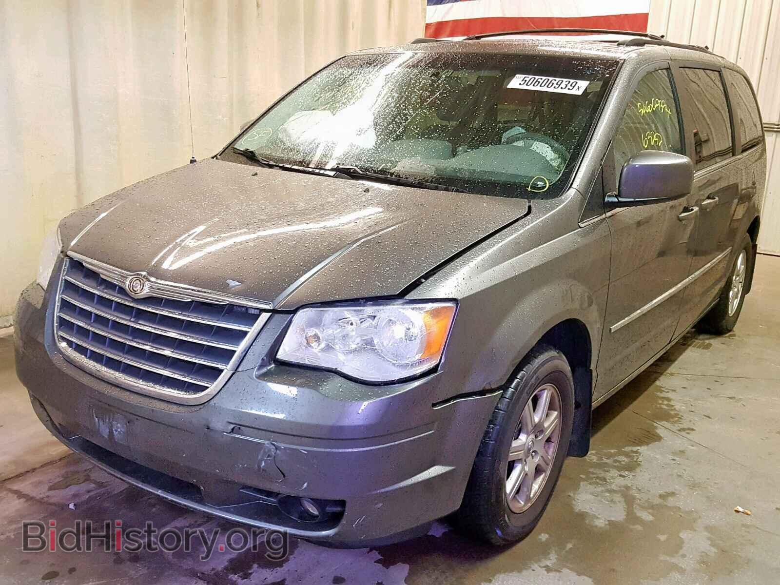 2010 CHRYSLER TOWN & COU - VIN: 2A4RR5D15AR436504 - Фото 2
