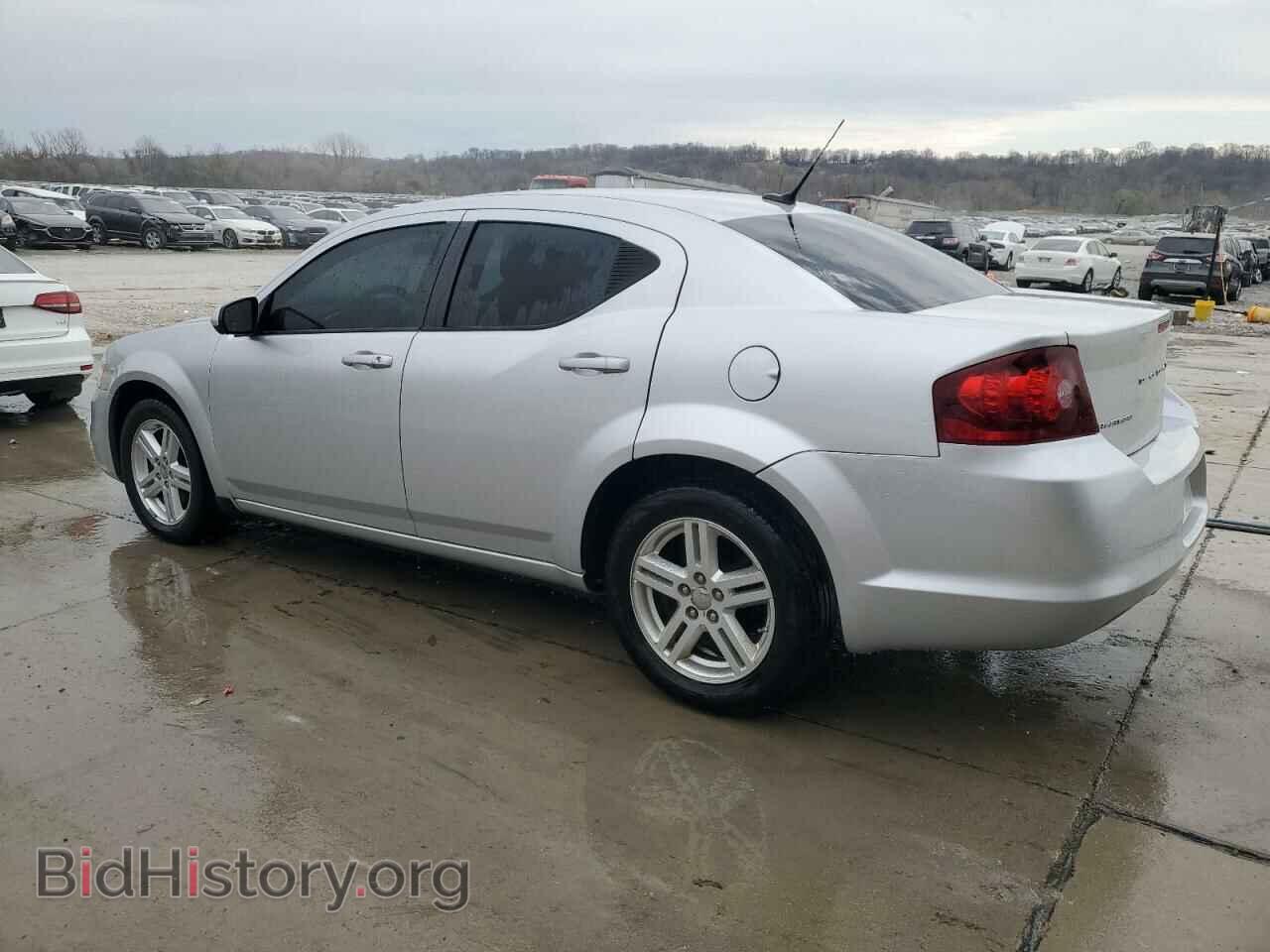 2011 DODGE AVENGER - VIN: 1B3BD1FBXBN526476 - Фото 2