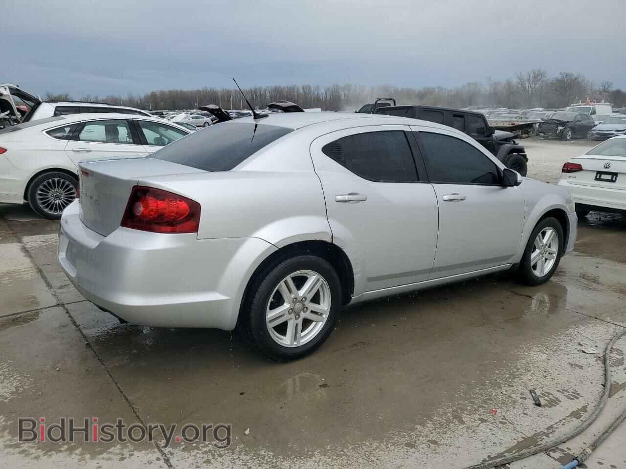 2011 DODGE AVENGER - VIN: 1B3BD1FBXBN526476 - Фото 3