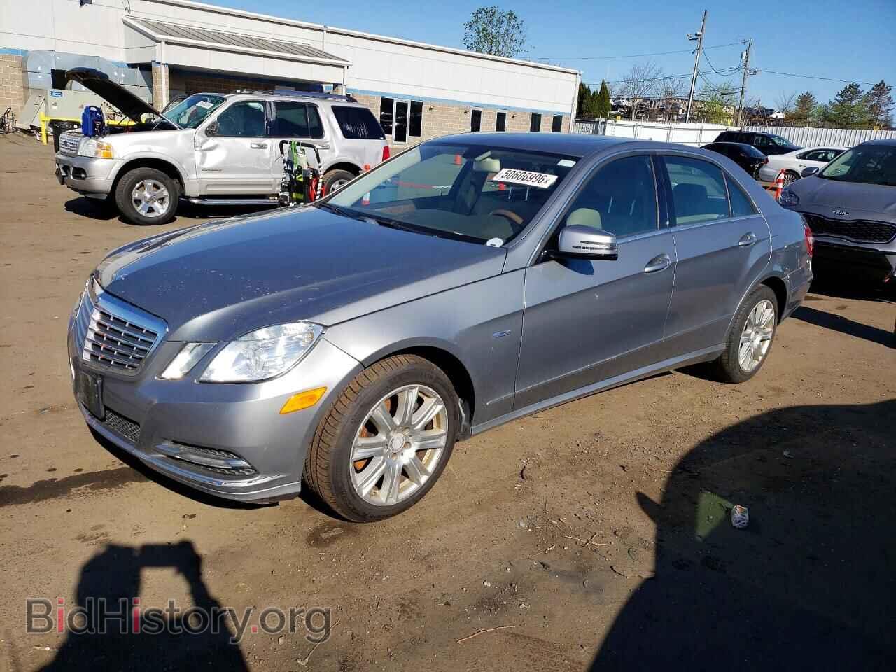 Photo WDDHF8JB9CA610841 - MERCEDES-BENZ E-CLASS 2012