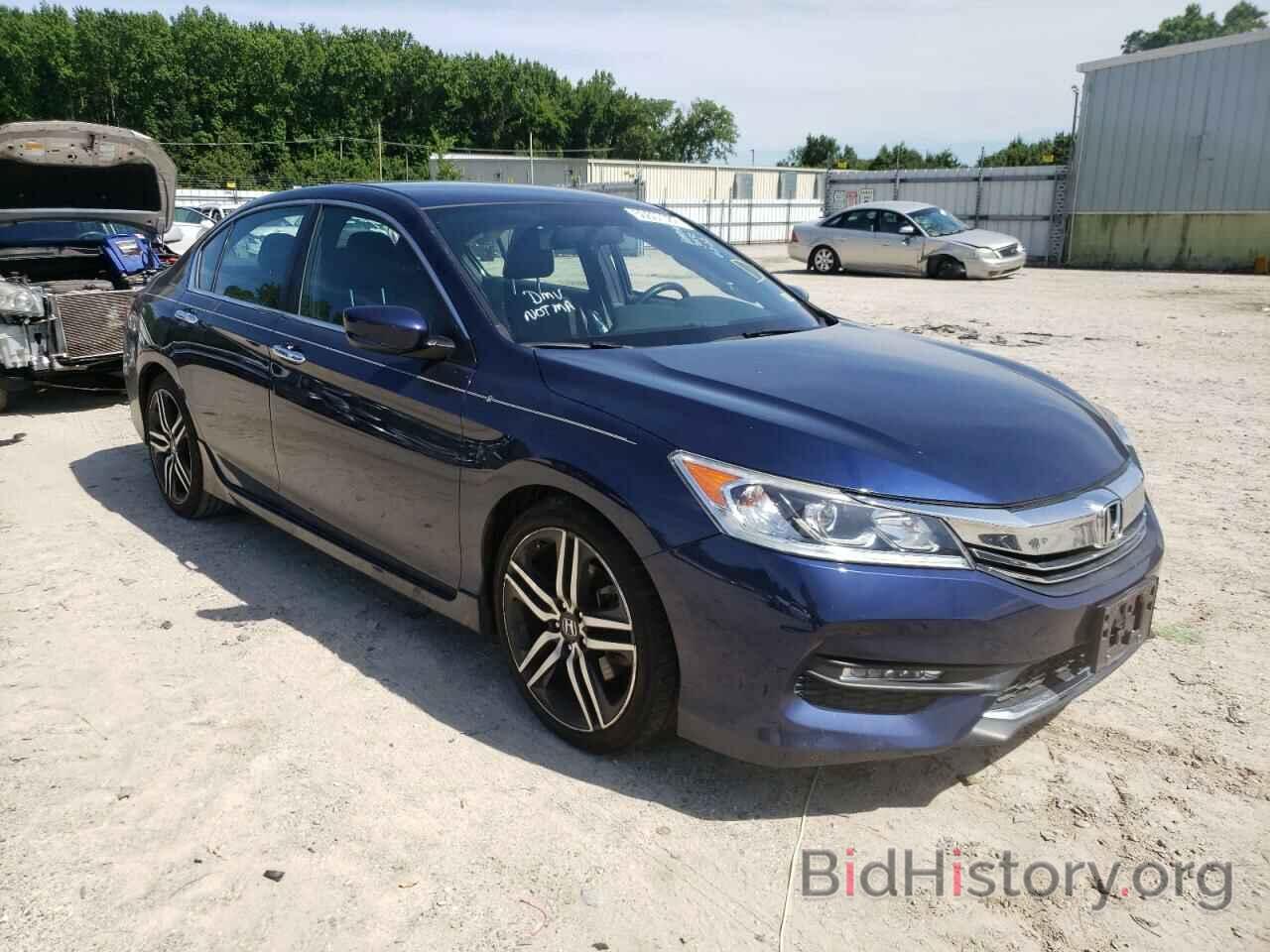 Photo 1HGCR2F51HA134492 - HONDA ACCORD 2017