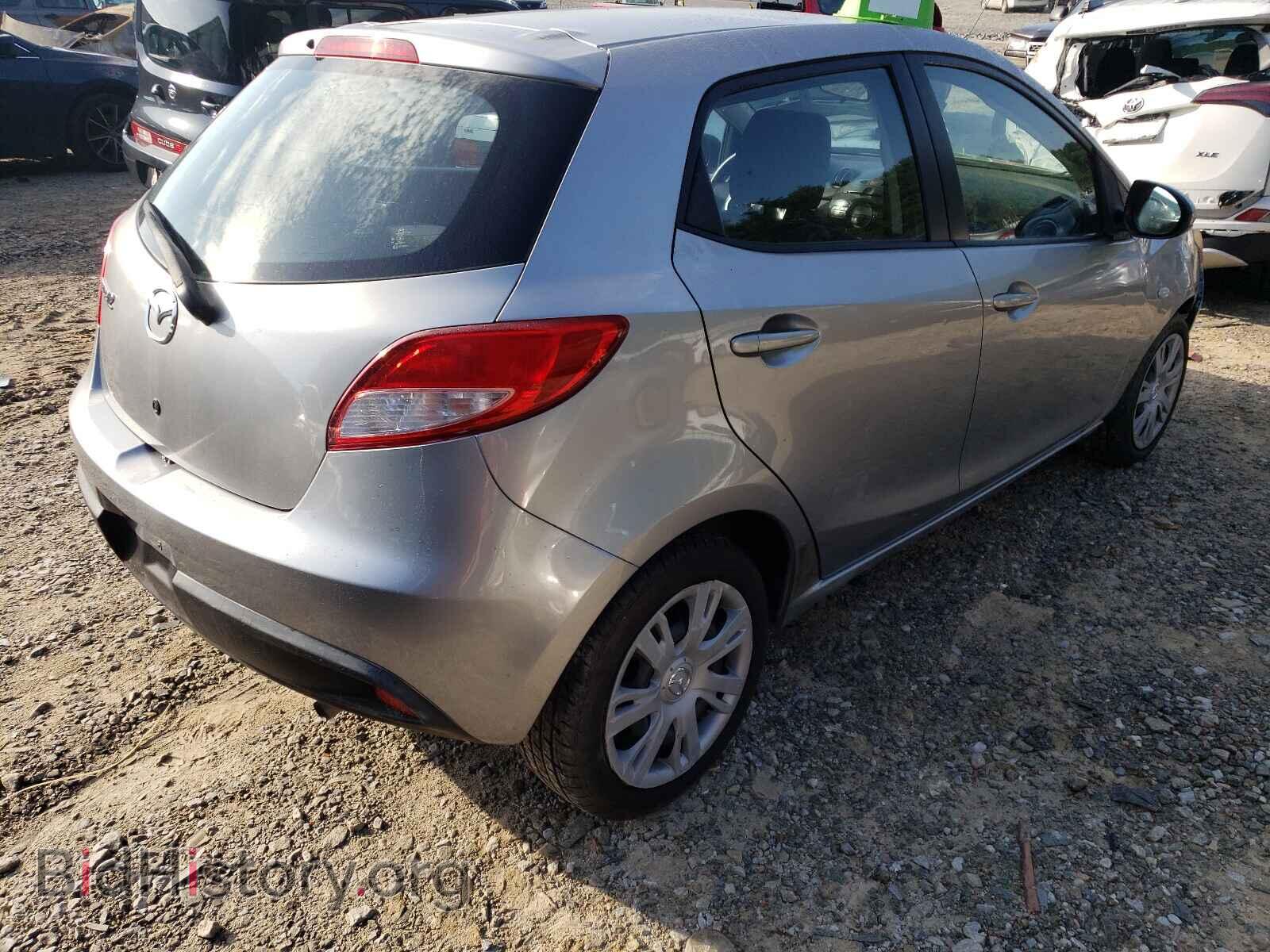 2011 MAZDA 2 - VIN: JM1DE1HZ3B0124911 - Фото 4