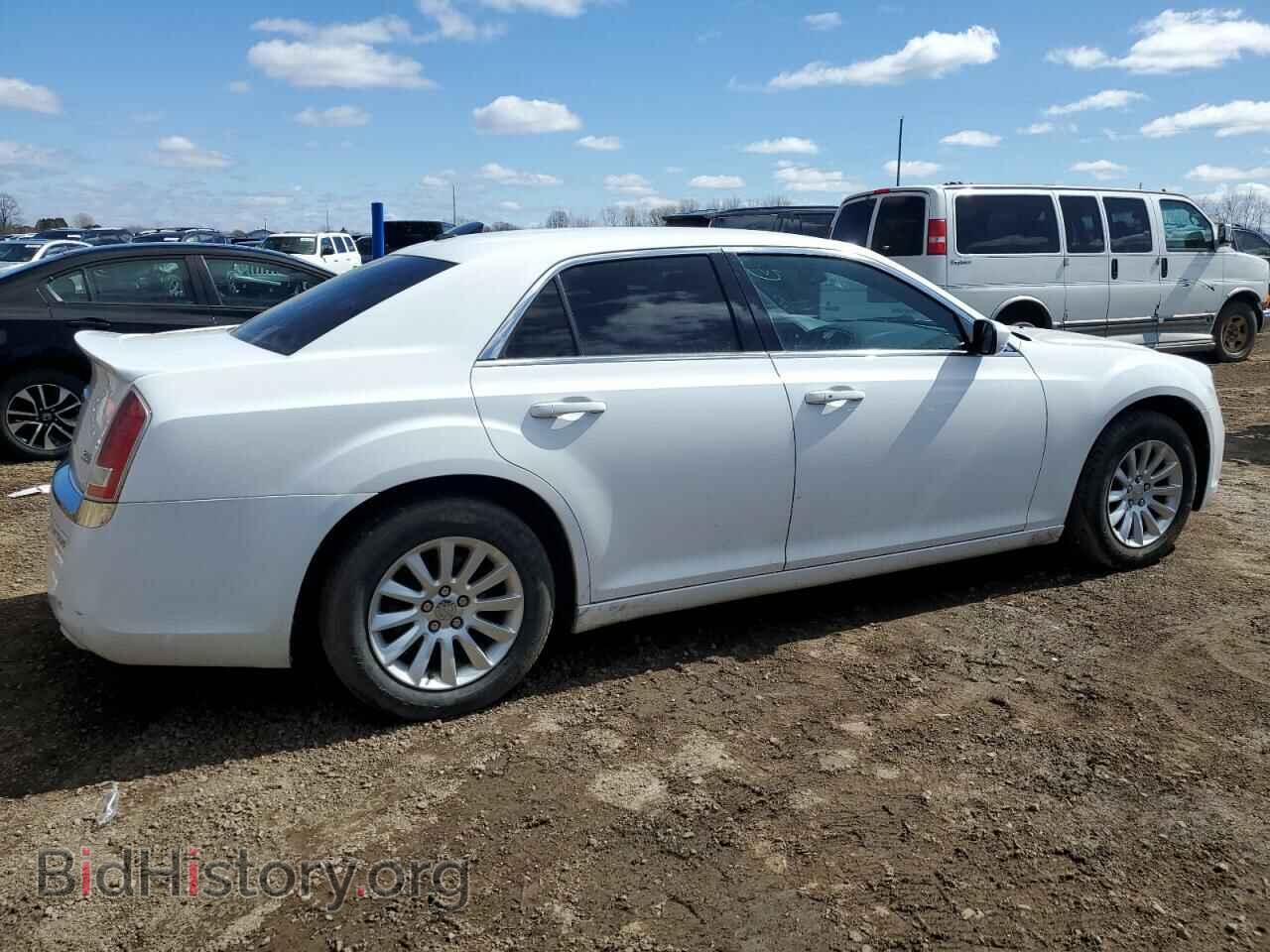 2013 CHRYSLER 300 - VIN: 2C3CCAAG2DH627343 - Фото 3