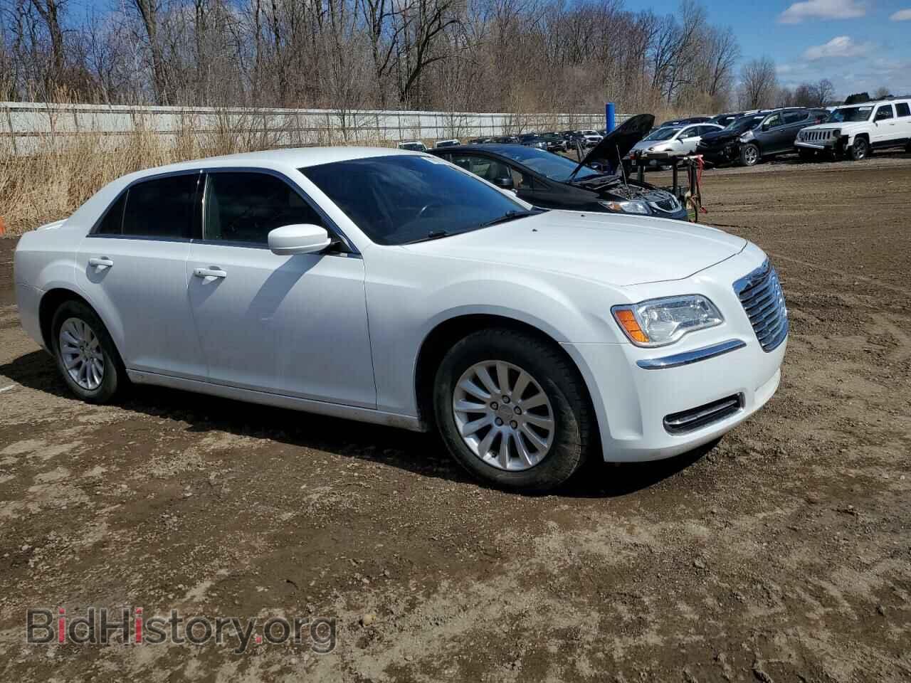 2013 CHRYSLER 300 - VIN: 2C3CCAAG2DH627343 - Фото 4